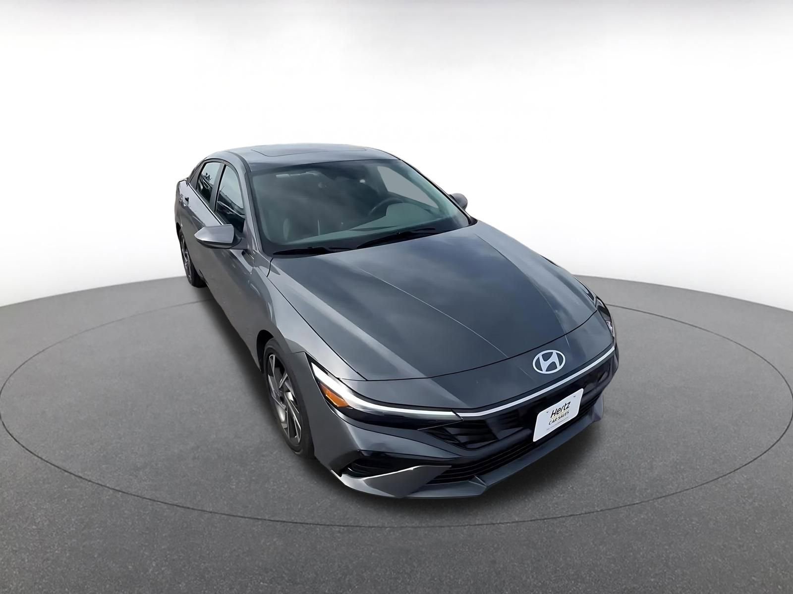 Thumbnail: 2025 Hyundai Elantra - 3