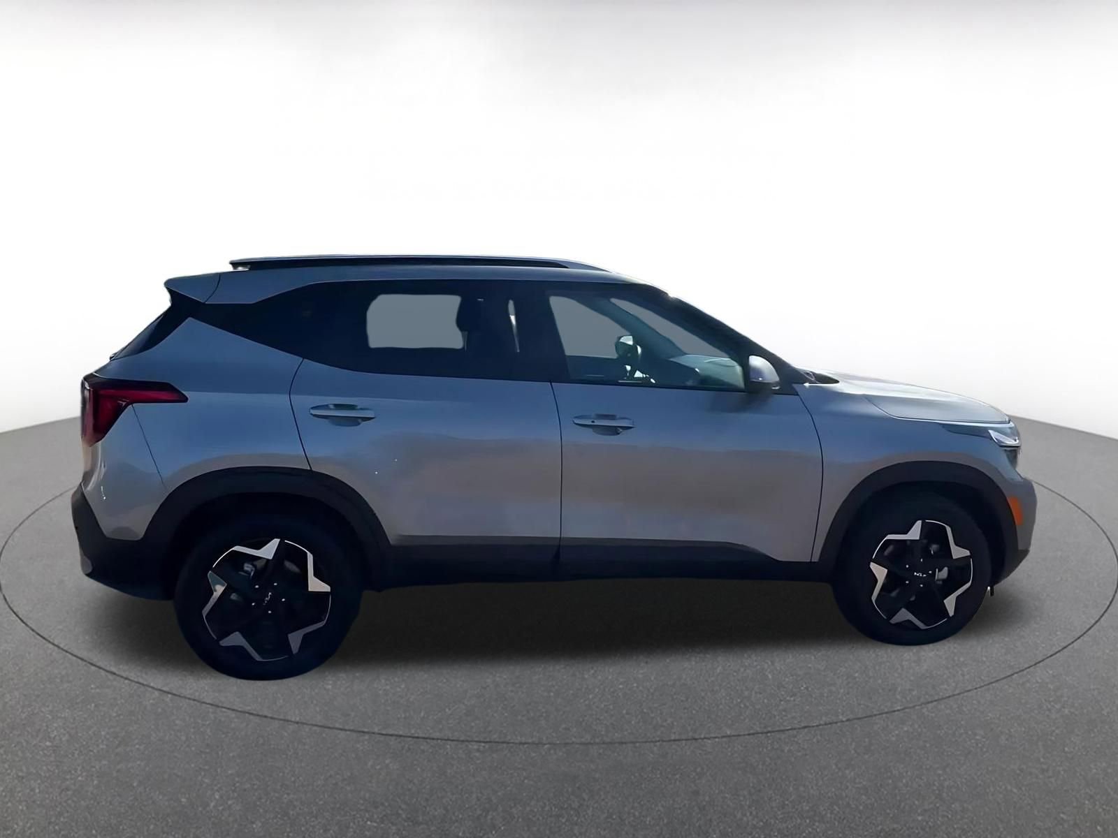 Thumbnail: 2025 Kia Seltos - 16