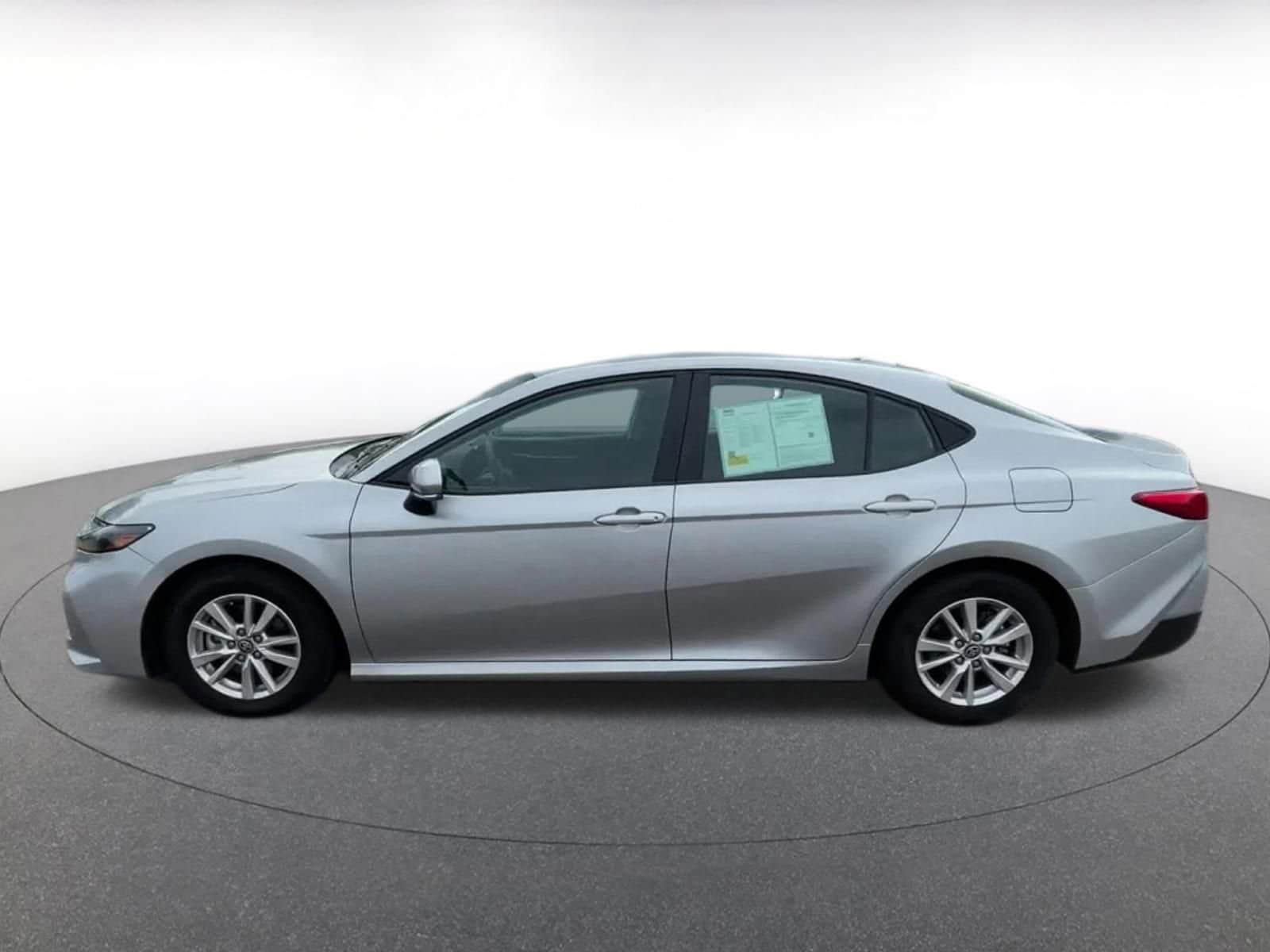 Thumbnail: 2025 Toyota Camry - 9