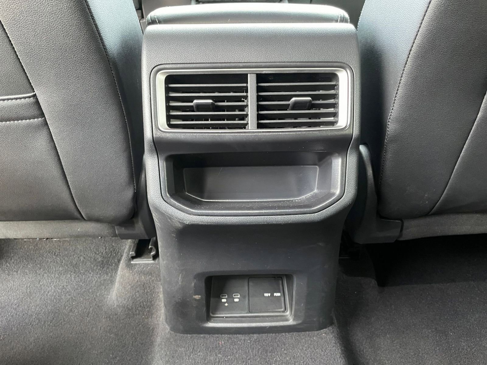 Thumbnail: 2025 Volkswagen Atlas - 24