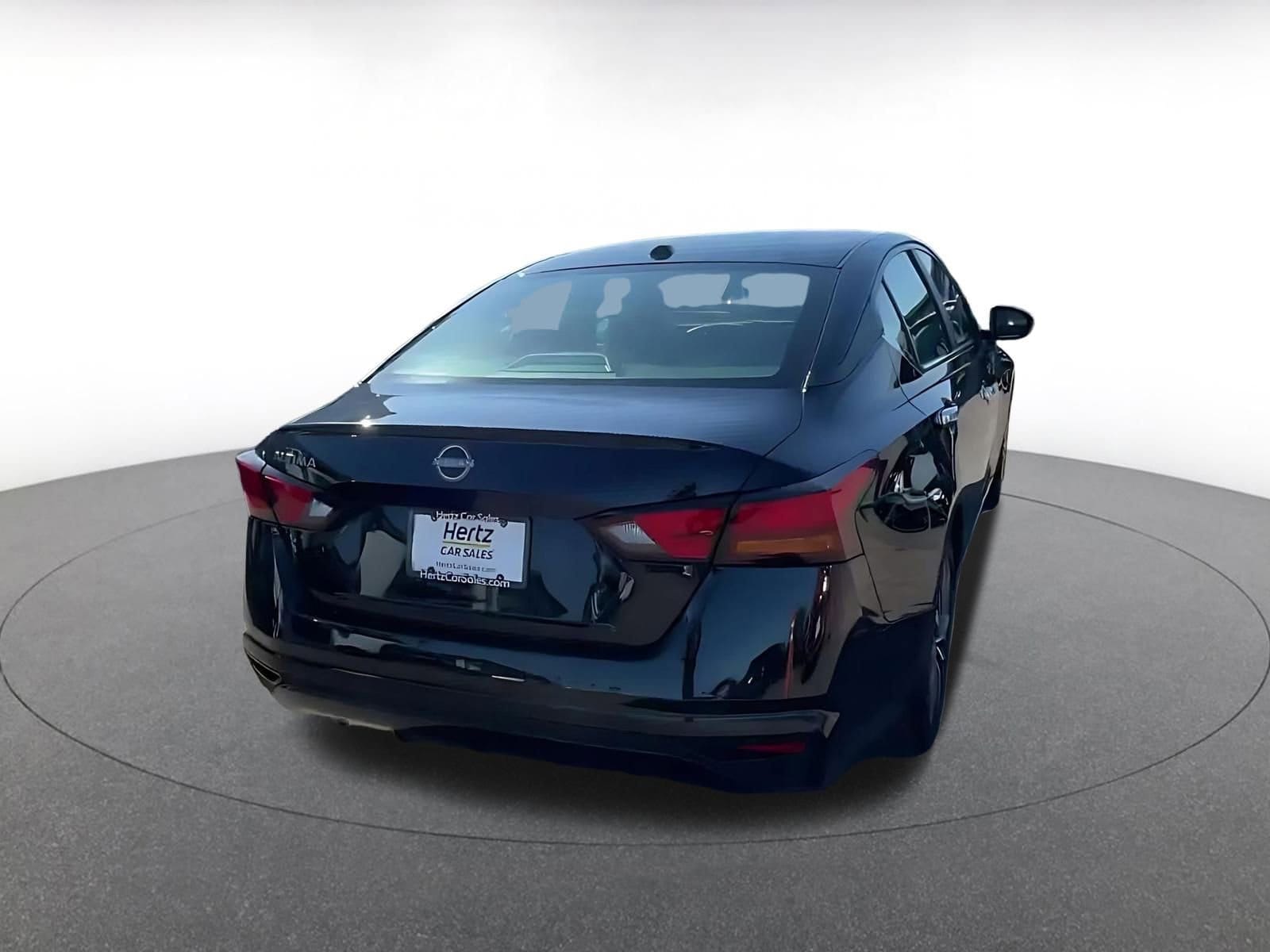 Thumbnail: 2025 Nissan Altima - 12