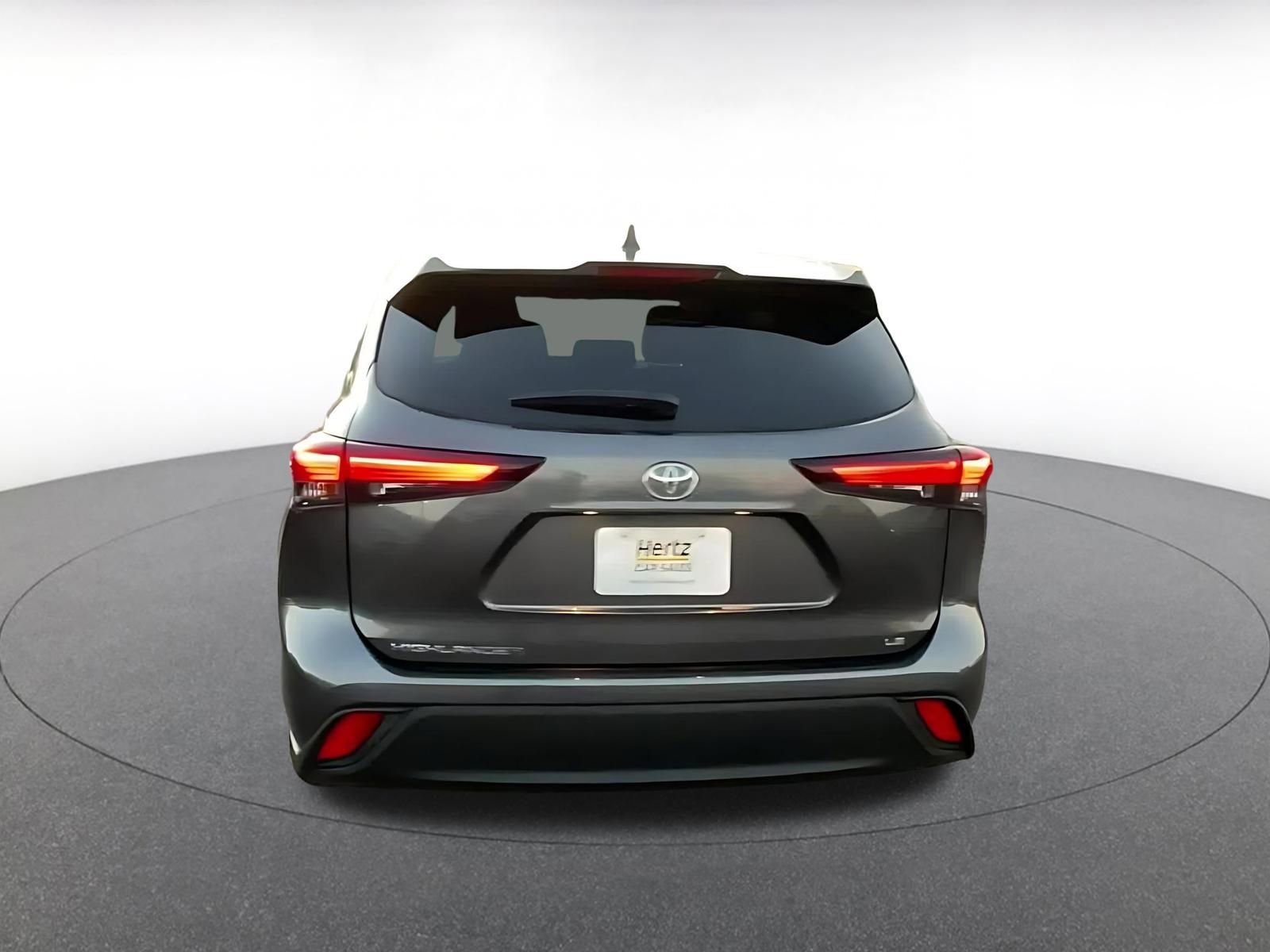 Thumbnail: 2025 Toyota Highlander - 12