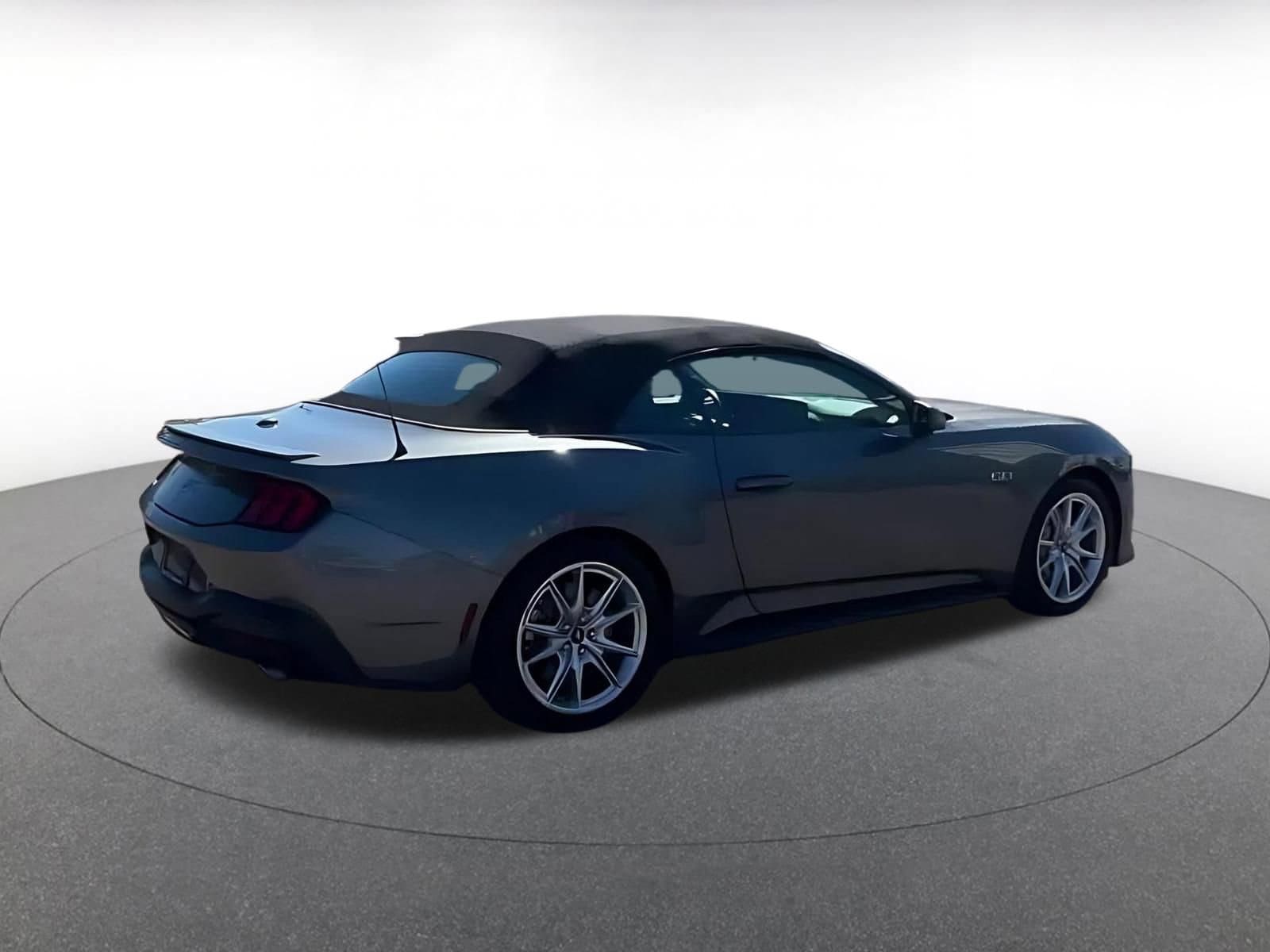 Thumbnail: 2025 Ford Mustang - 14