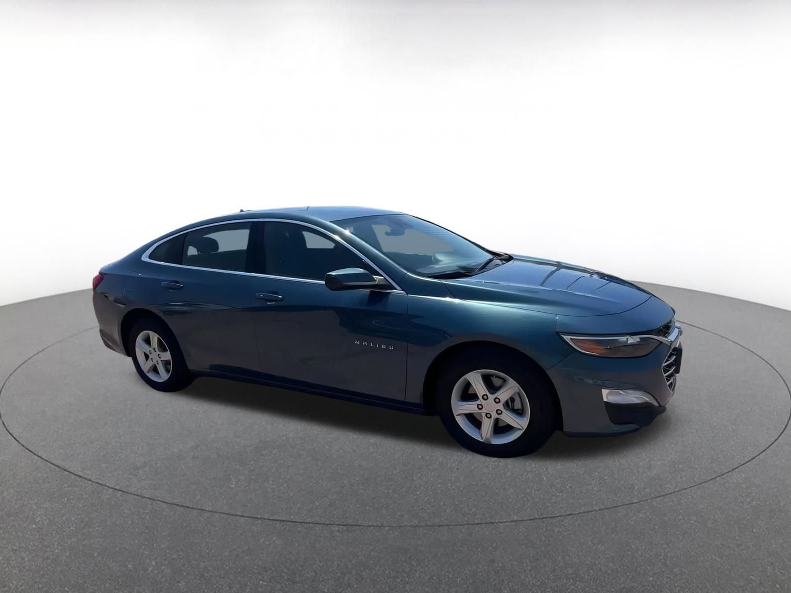 Thumbnail: 2024 Chevrolet Malibu - 2