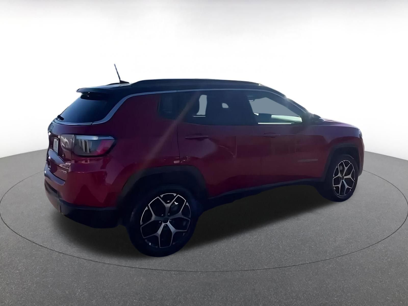 Thumbnail: 2025 Jeep Compass - 15