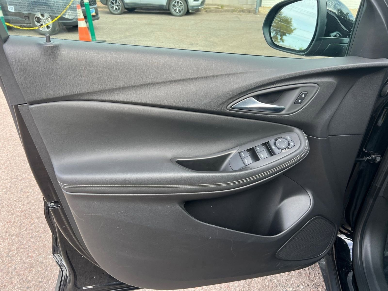 Thumbnail: 2025 Buick Encore GX - 18