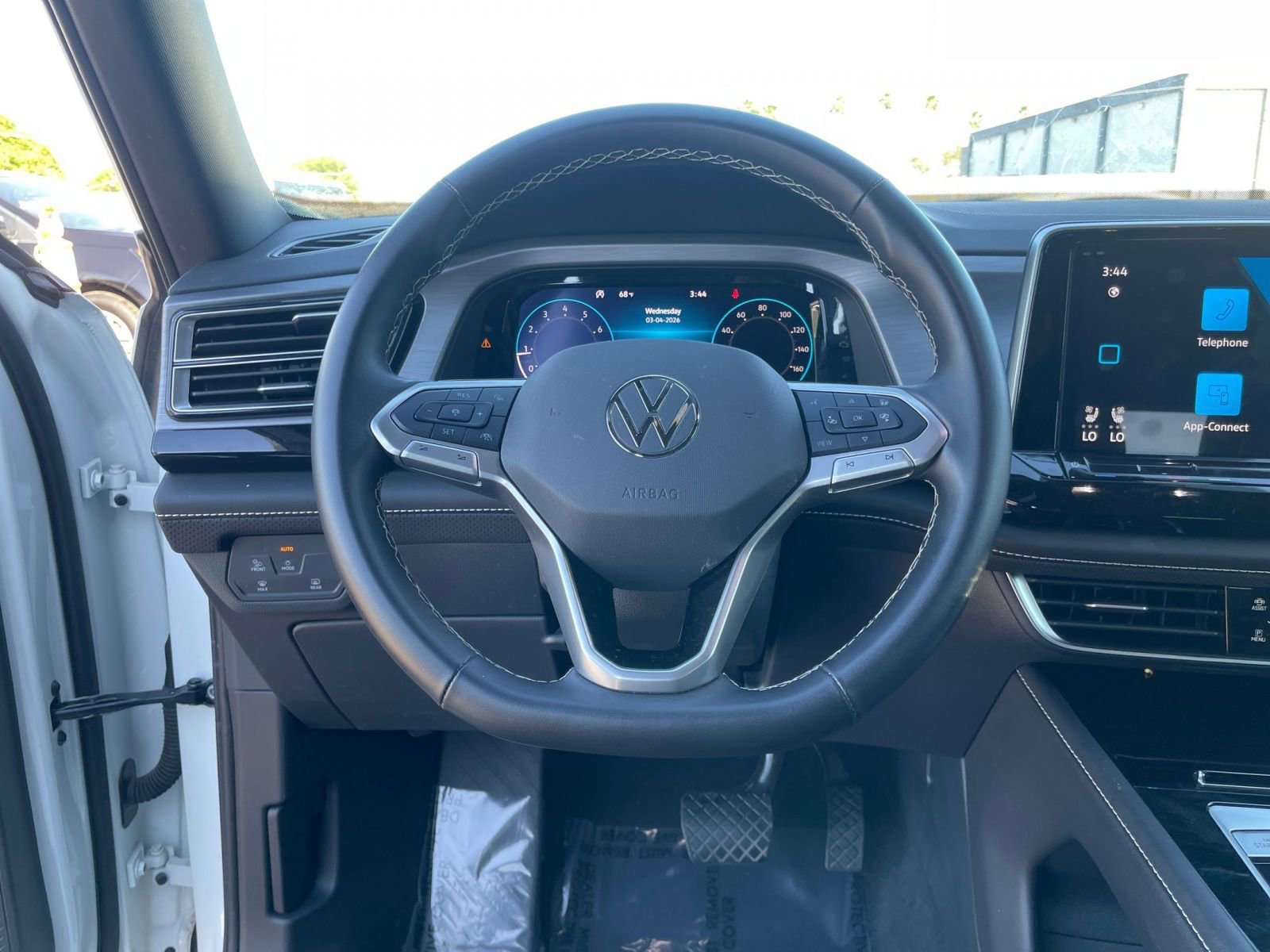 Thumbnail: 2025 Volkswagen Atlas - 30