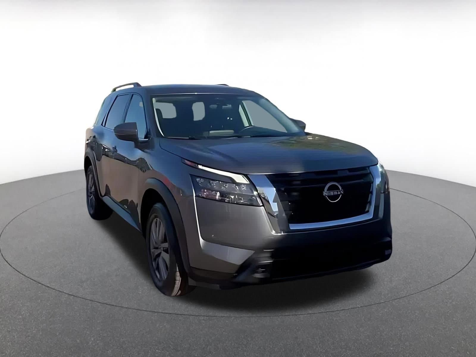 Thumbnail: 2025 Nissan Pathfinder - 3