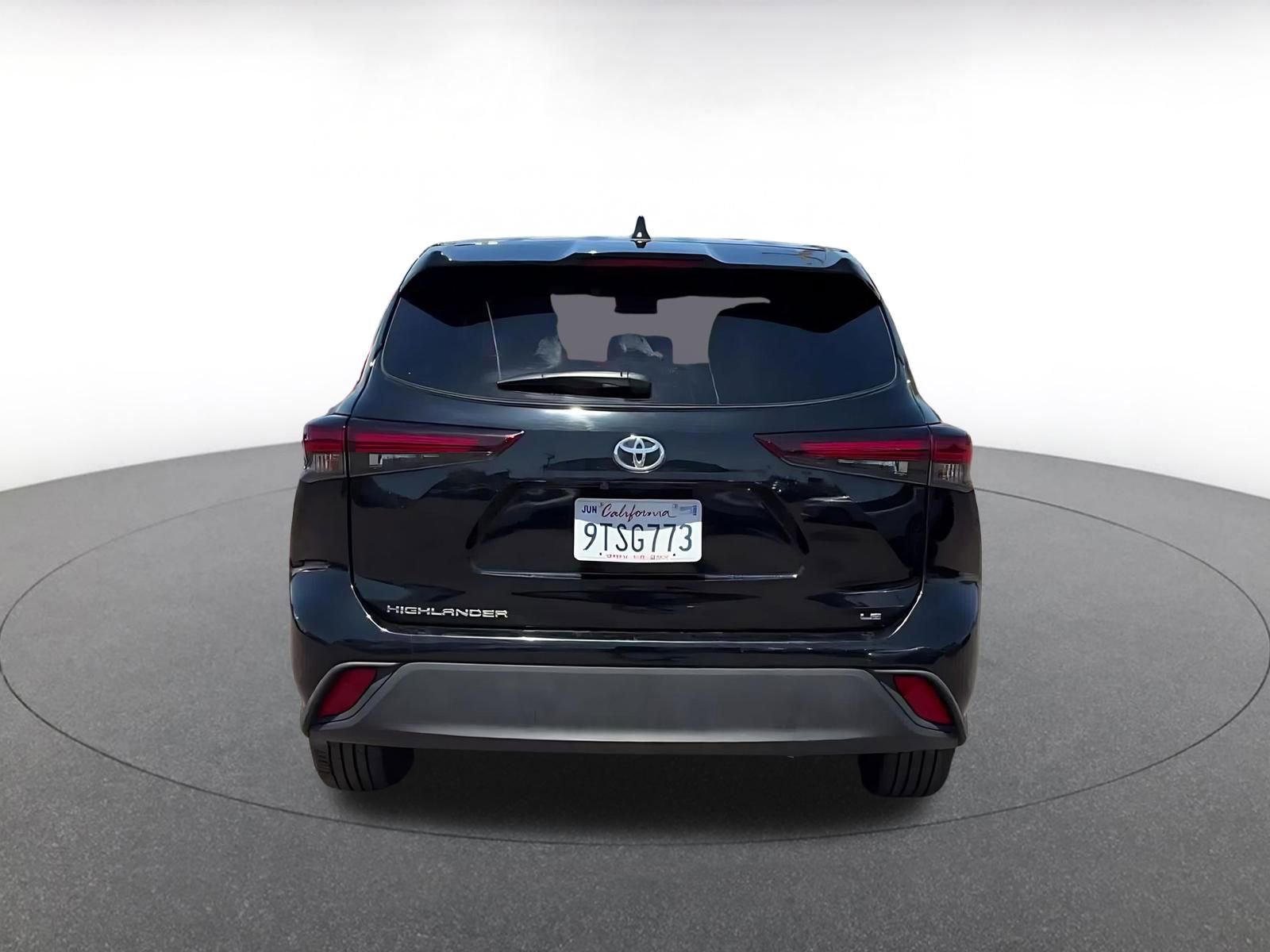 Thumbnail: 2025 Toyota Highlander - 12