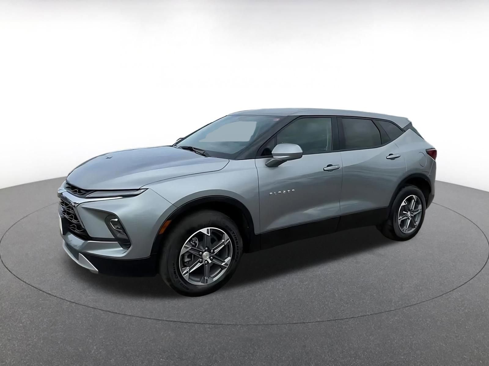 Thumbnail: 2025 Chevrolet Blazer - 8