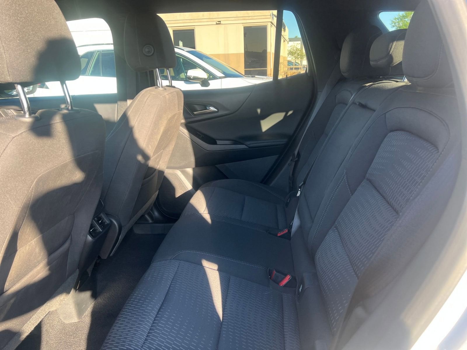 Thumbnail: 2025 Chevrolet Equinox - 25