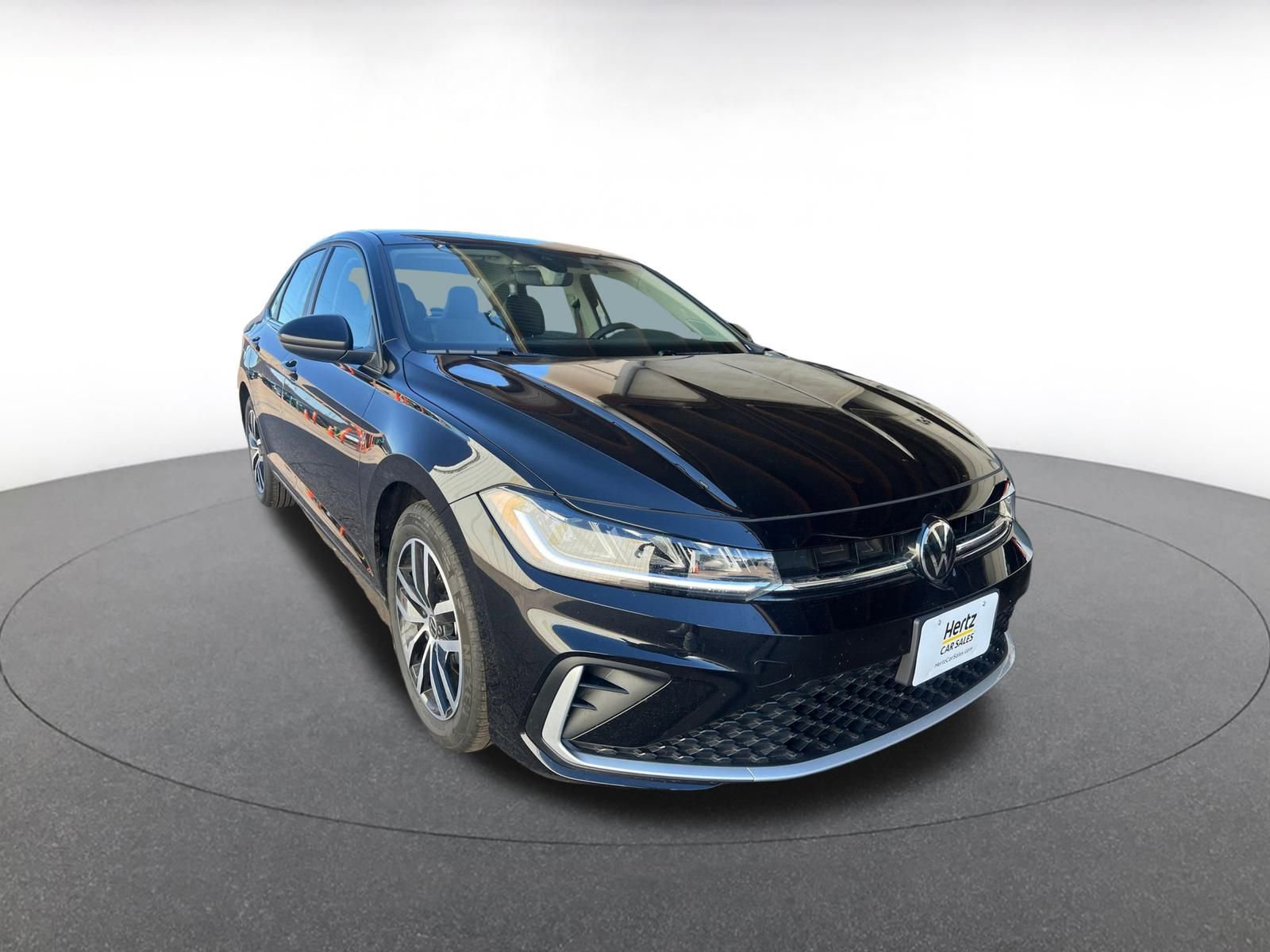 Thumbnail: 2025 Volkswagen Jetta - 1