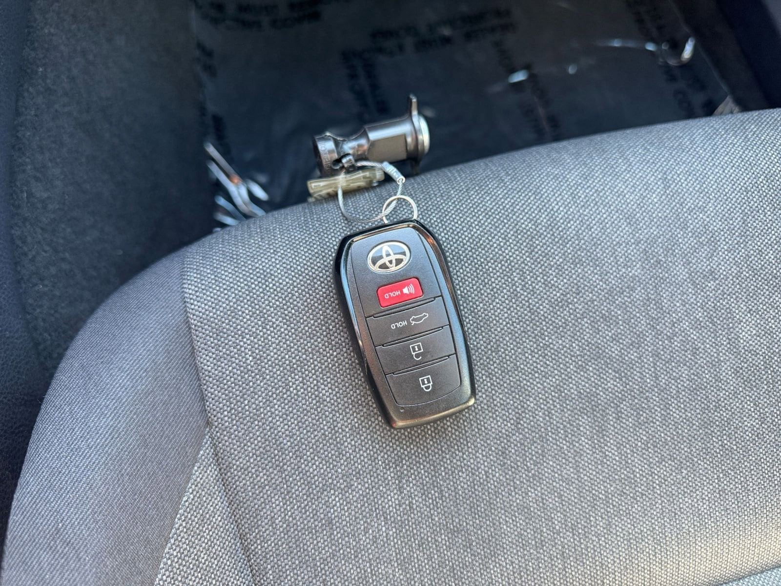 Thumbnail: 2025 Toyota Camry - 22