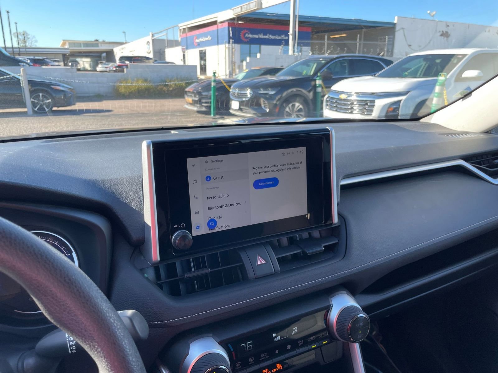 Thumbnail: 2025 Toyota RAV4 - 21