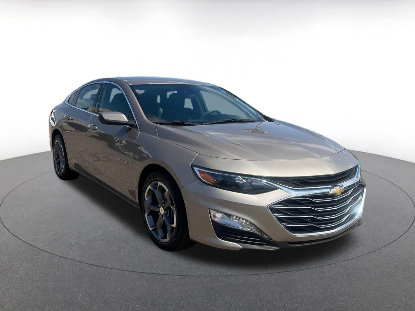 Thumbnail: 2023 Chevrolet Malibu - 1