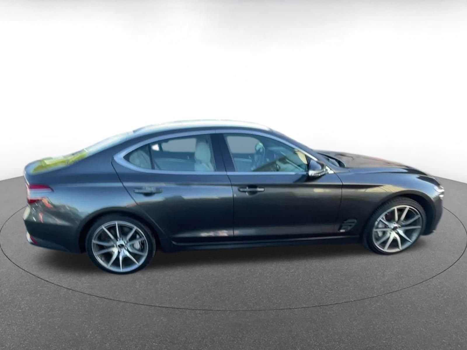 Thumbnail: 2025 Genesis G70 - 16