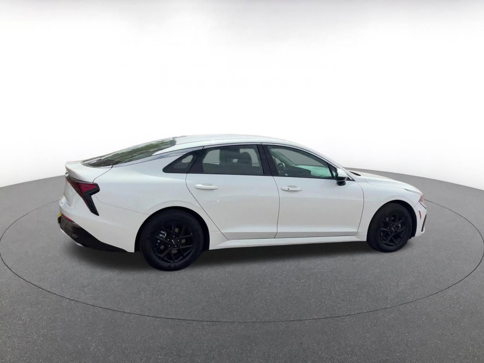 Thumbnail: 2025 Kia K5 - 15