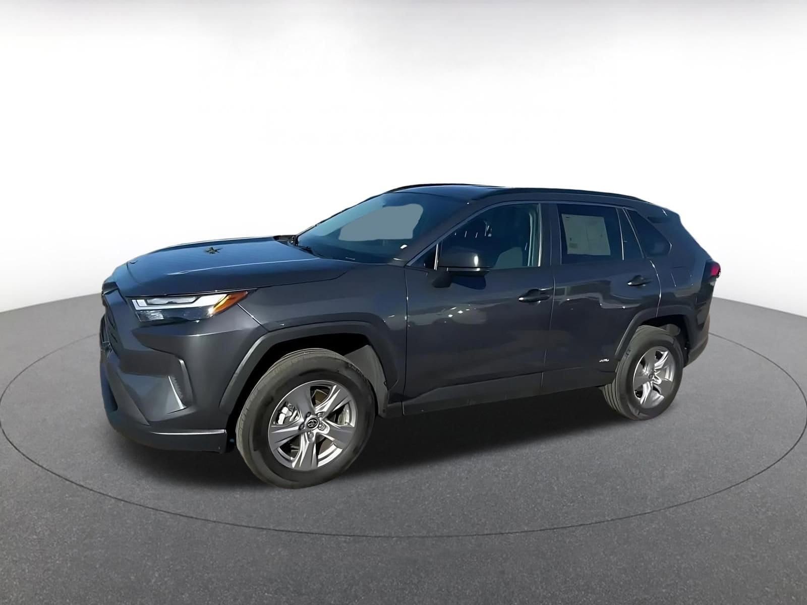 Thumbnail: 2025 Toyota RAV4 - 7