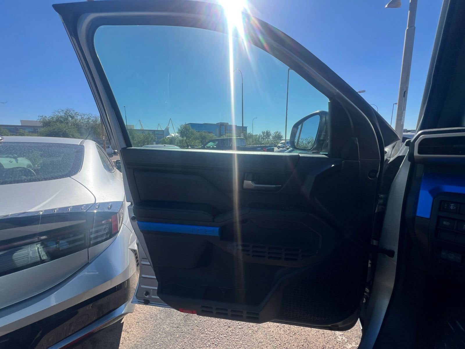 Thumbnail: 2025 Toyota Tacoma - 20