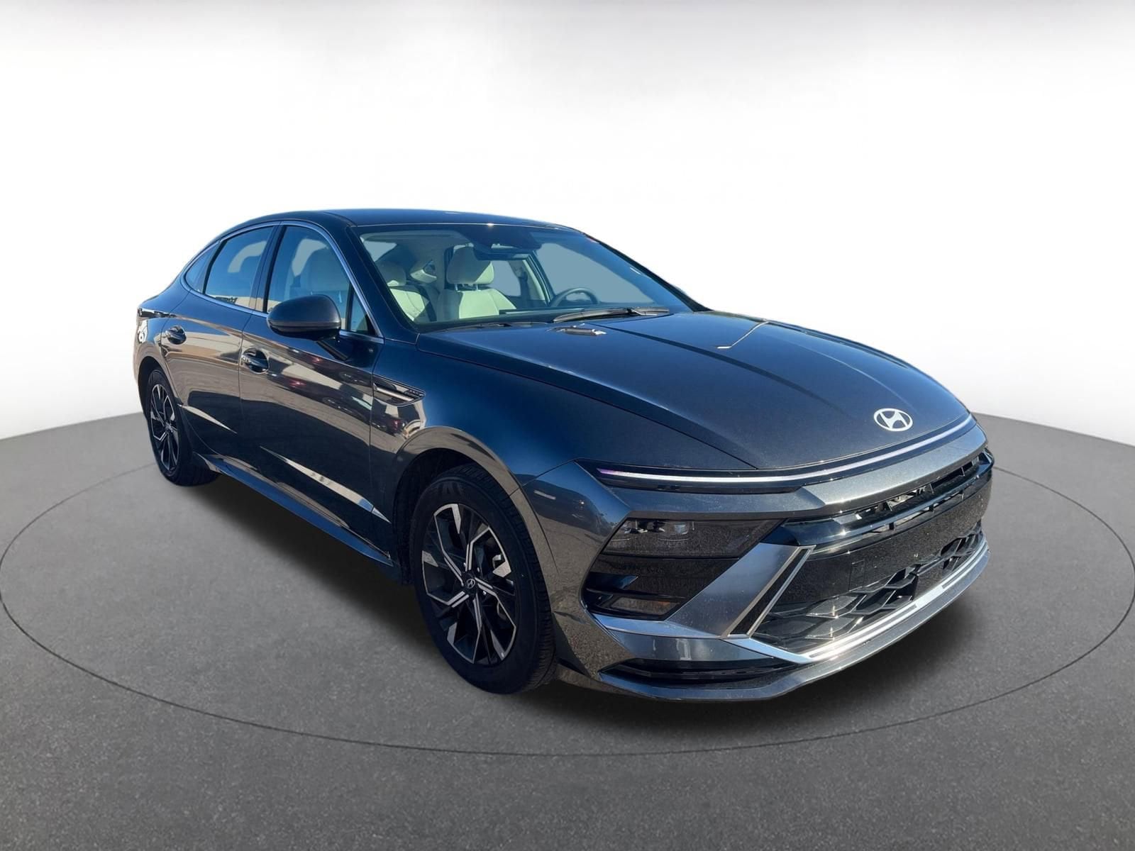 Thumbnail: 2025 Hyundai Sonata - 1