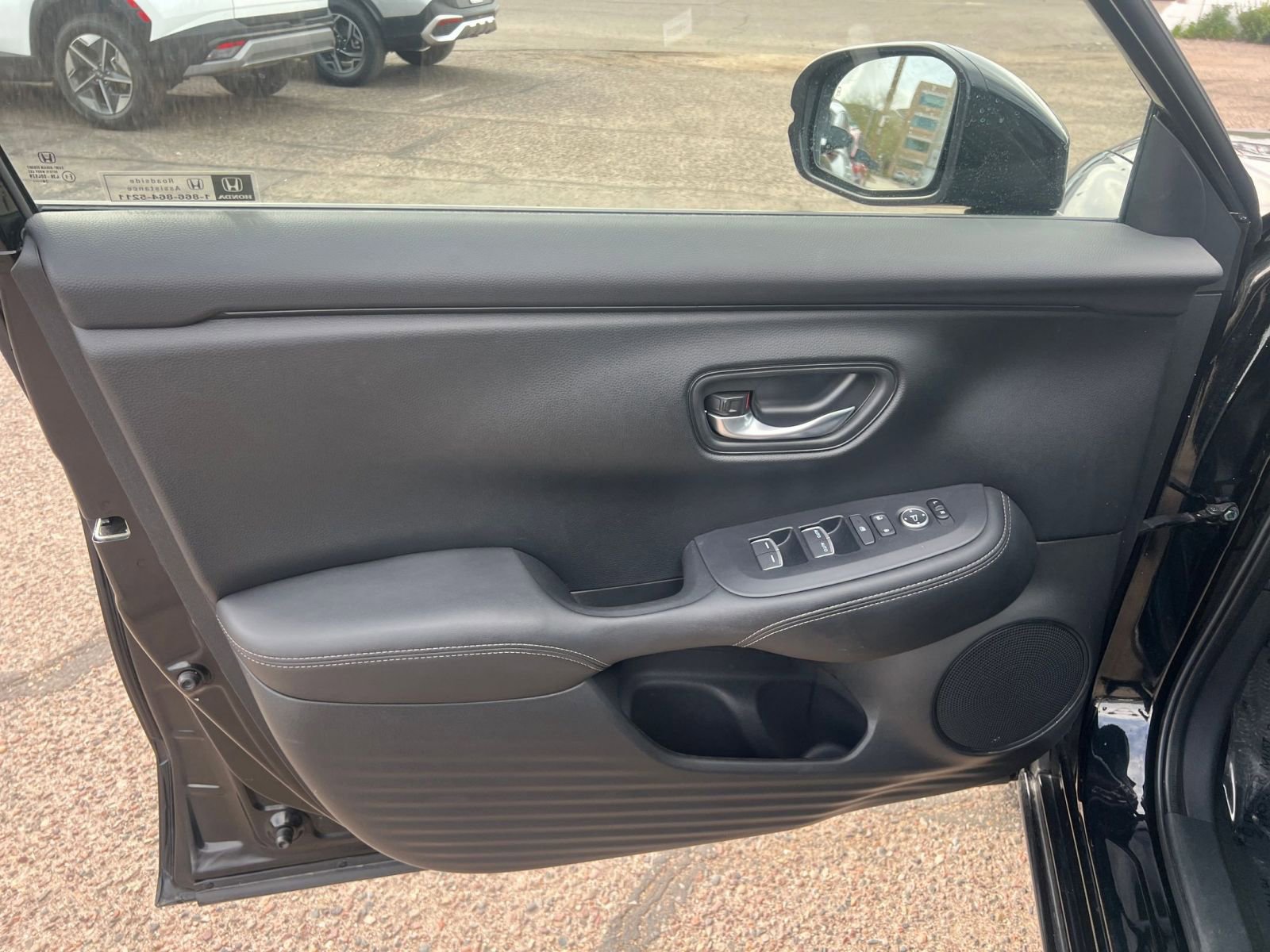 Thumbnail: 2025 Honda HR-V - 18