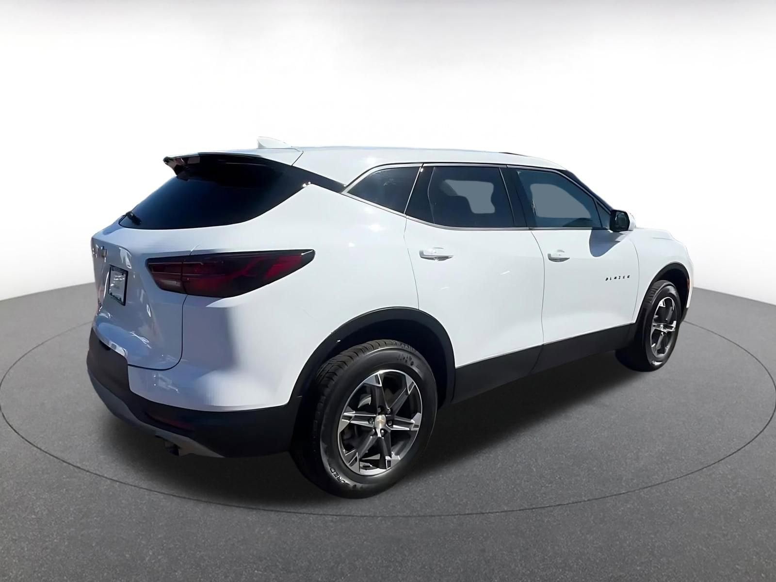 Thumbnail: 2025 Chevrolet Blazer - 15