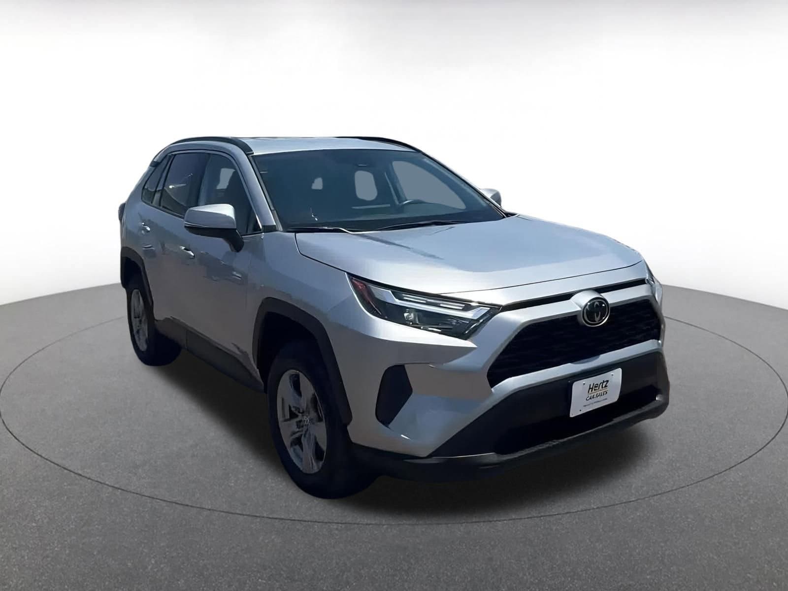 2024 Toyota RAV4 XLE 2
