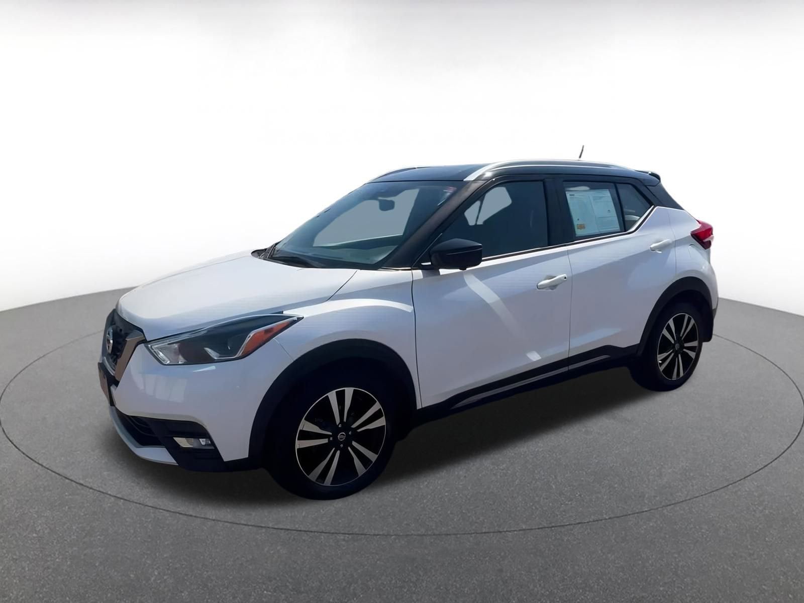 Thumbnail: 2020 Nissan Kicks - 7