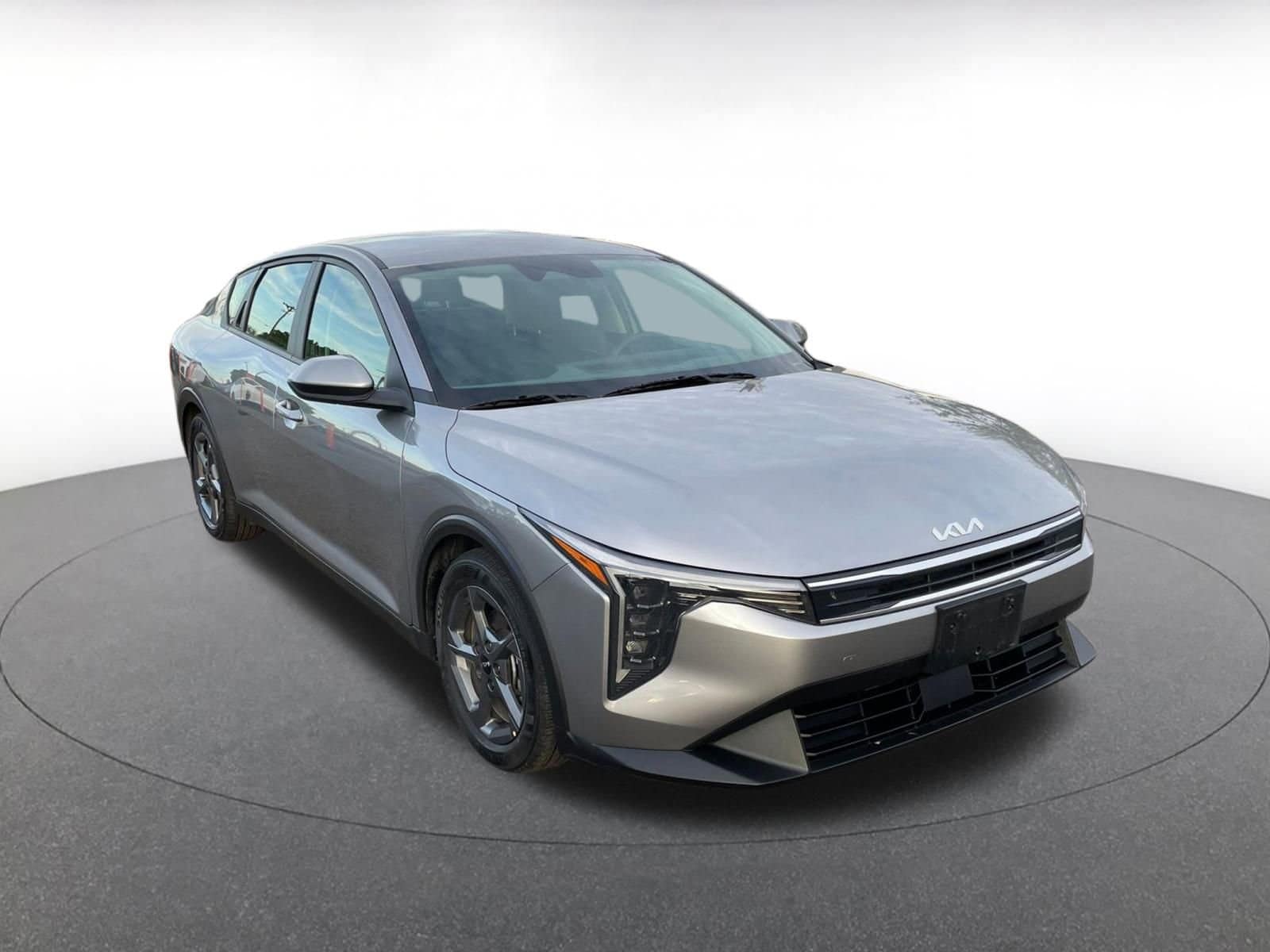 Thumbnail: 2025 Kia K4 - 1