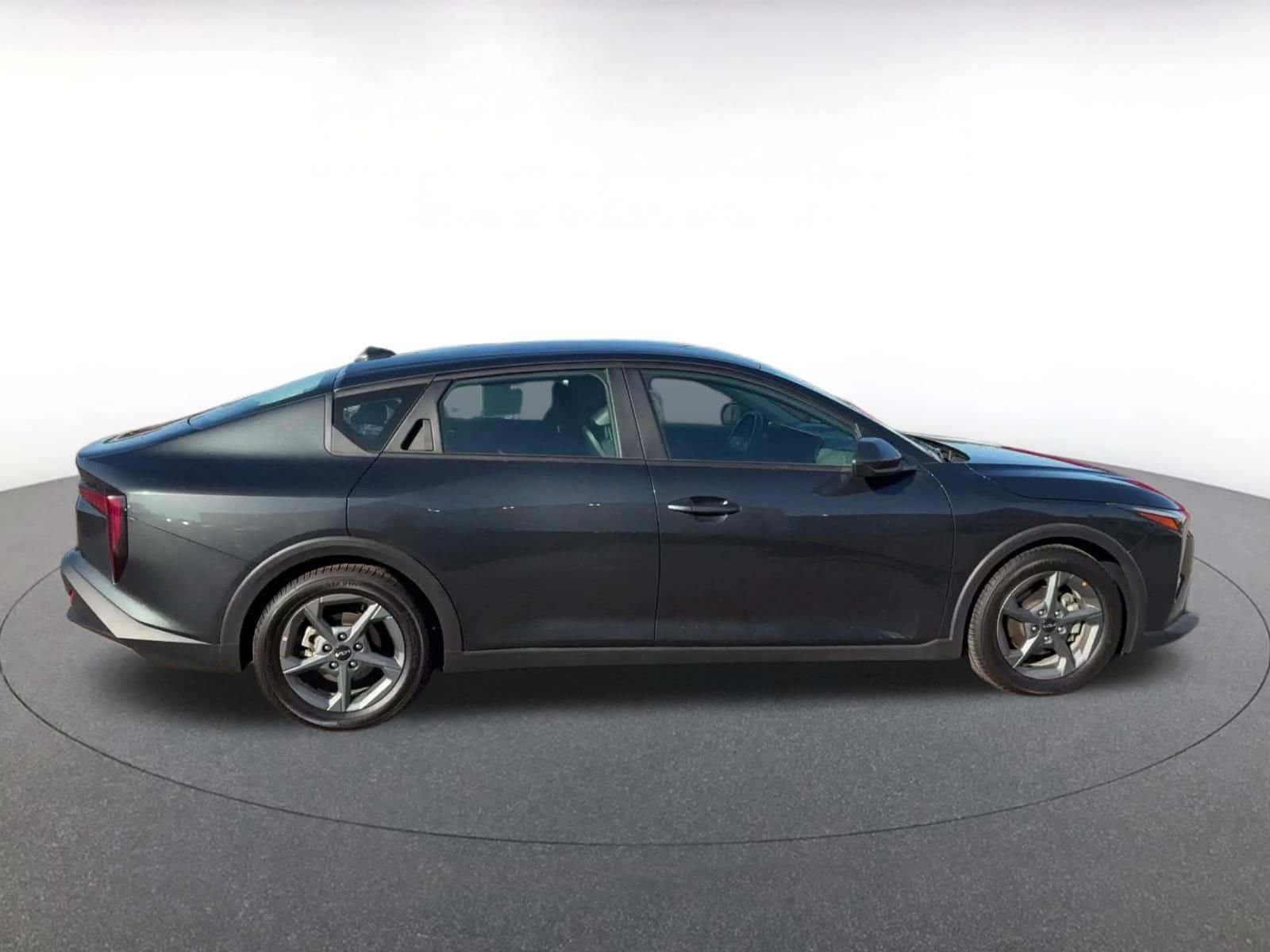 Thumbnail: 2025 Kia K4 - 16