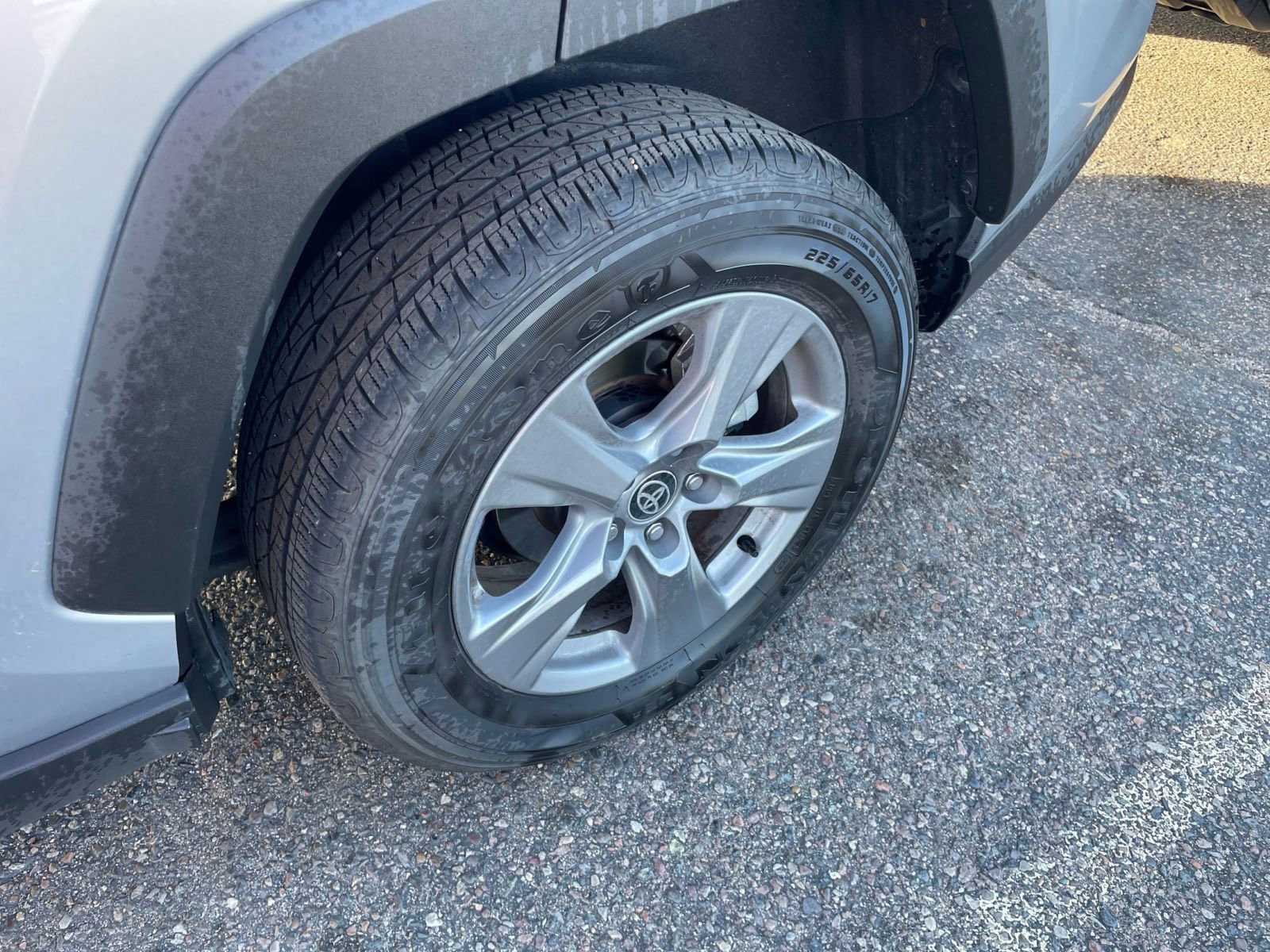 Thumbnail: 2025 Toyota RAV4 - 29