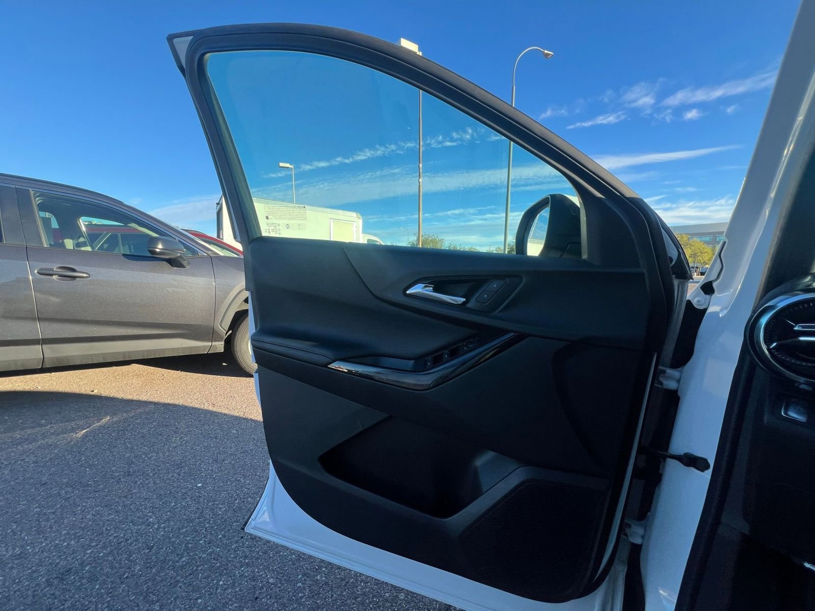 Thumbnail: 2025 Chevrolet Equinox - 20