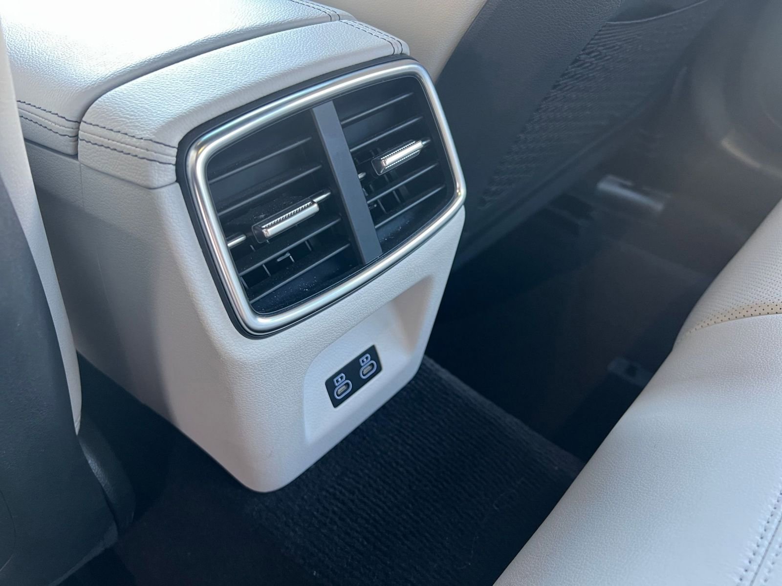 Thumbnail: 2025 Genesis G70 - 24