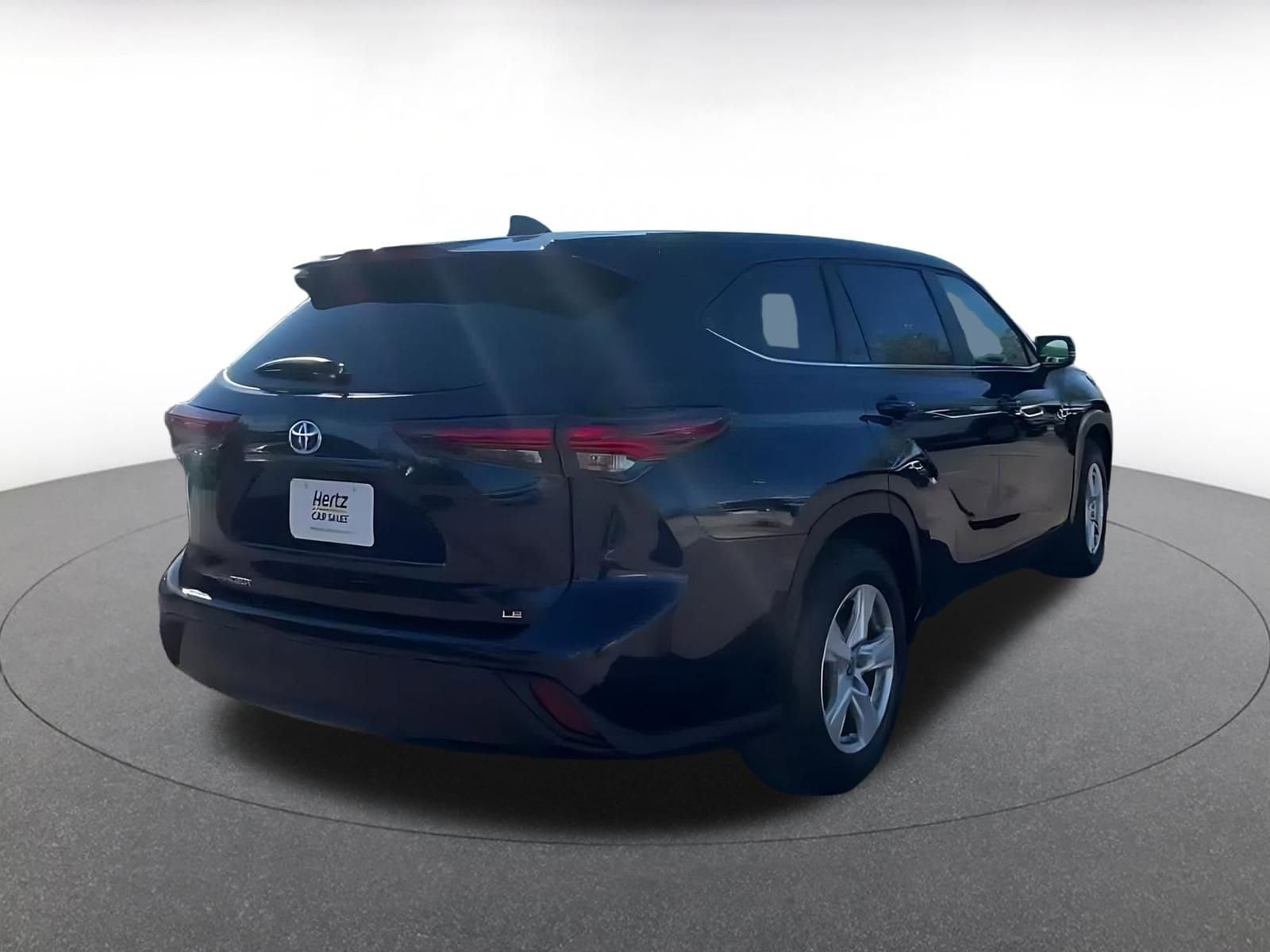 Thumbnail: 2025 Toyota Highlander - 14