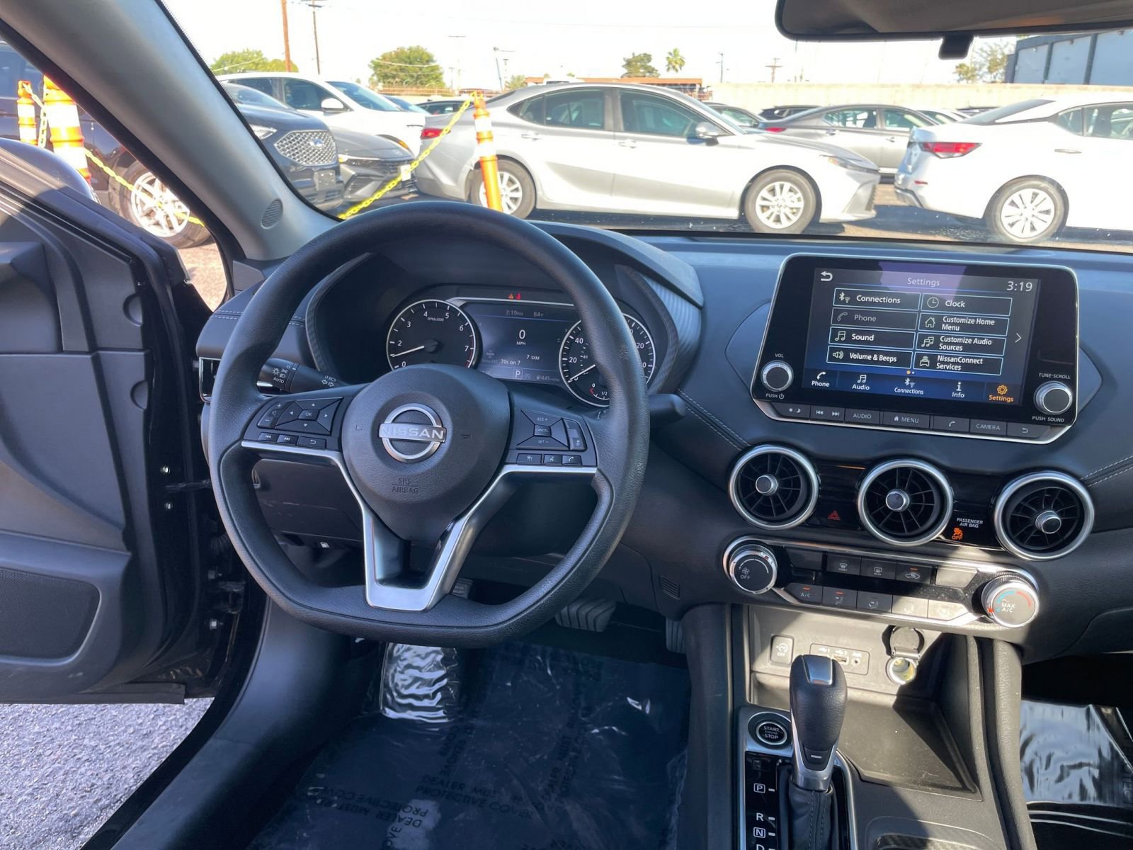 Thumbnail: 2025 Nissan Sentra - 33