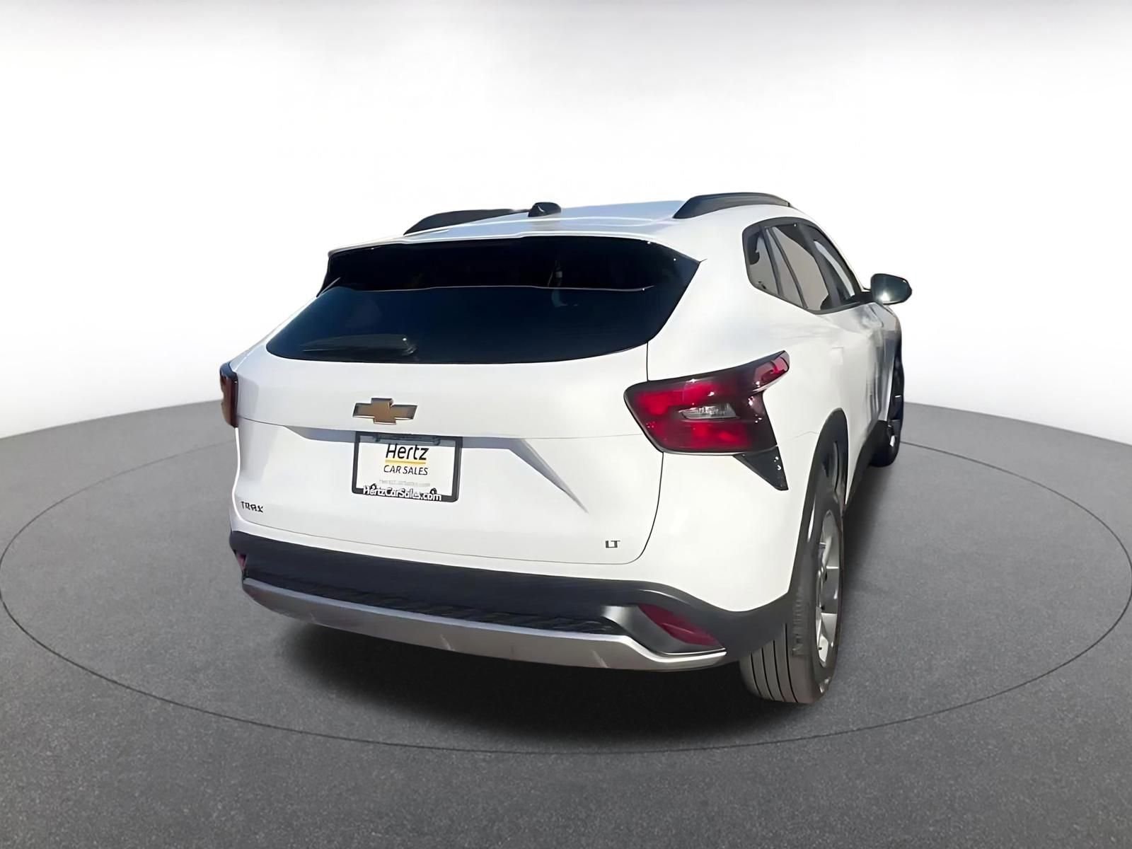 Thumbnail: 2025 Chevrolet Trax - 12