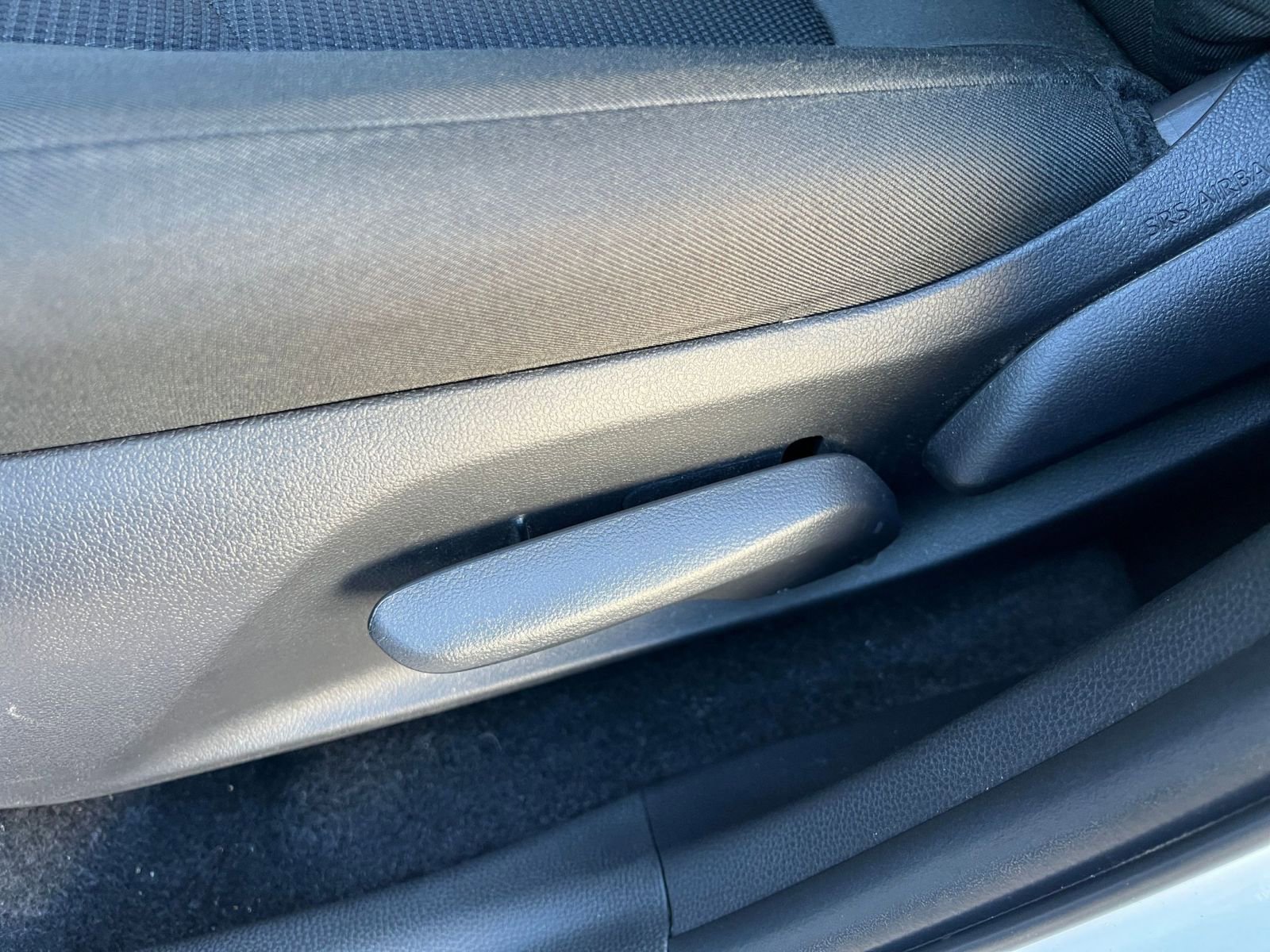 Thumbnail: 2025 Toyota RAV4 - 23