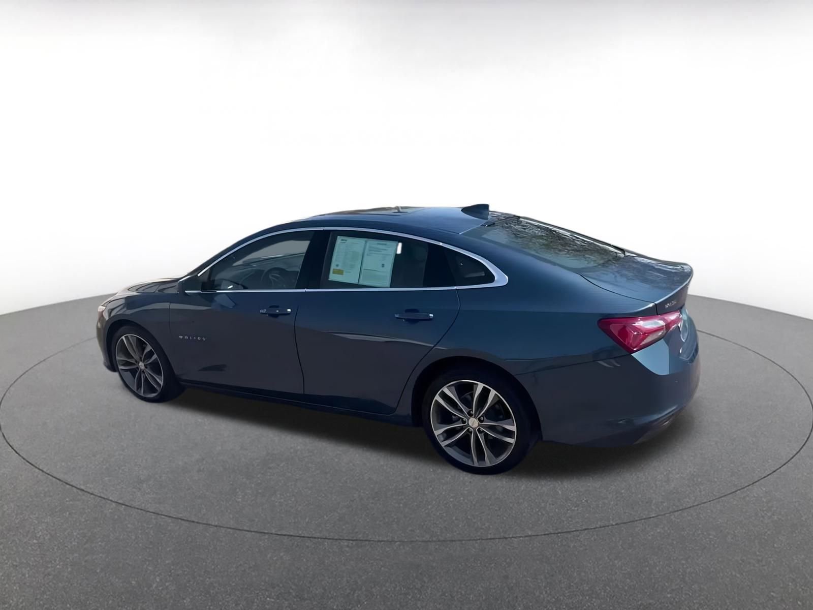 Thumbnail: 2024 Chevrolet Malibu - 10