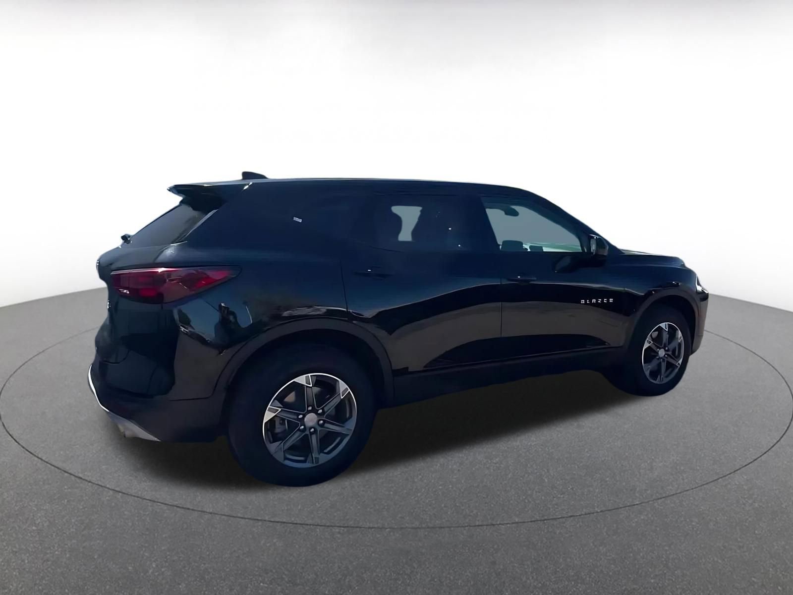 Thumbnail: 2025 Chevrolet Blazer - 15