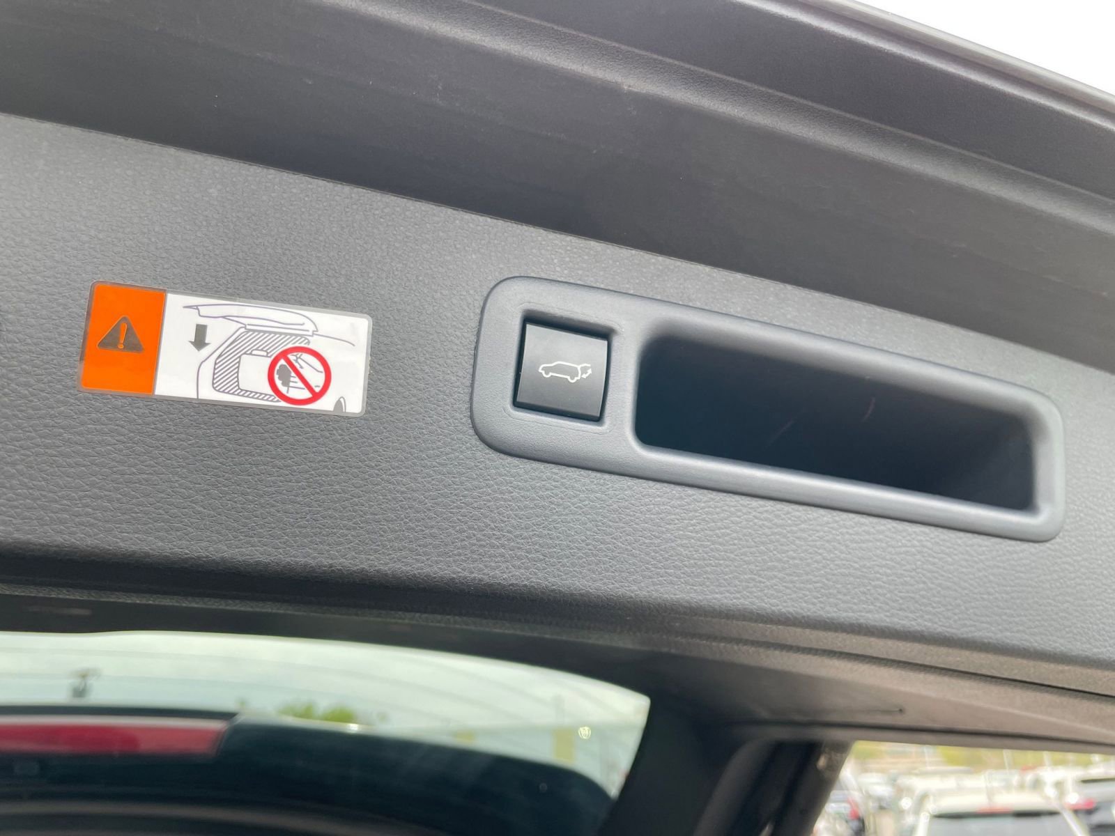 Thumbnail: 2025 Toyota Highlander - 23