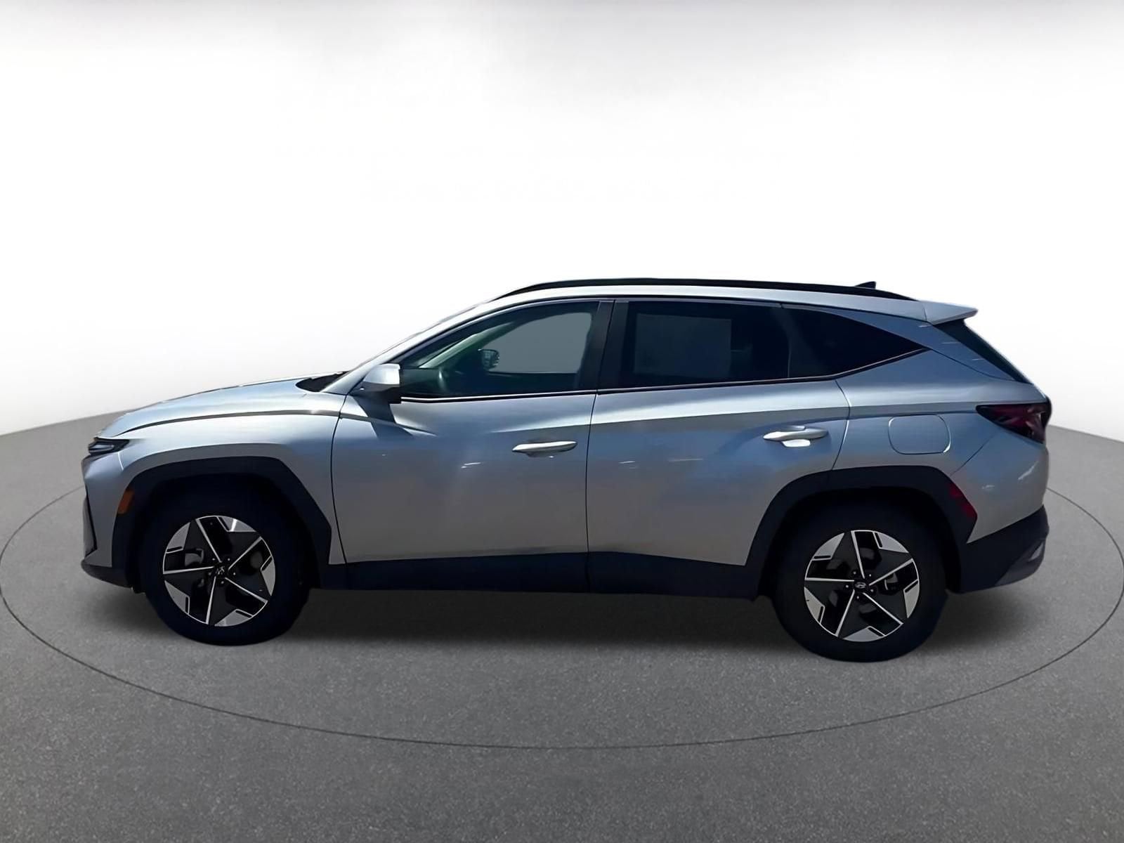 Thumbnail: 2025 Hyundai Tucson - 9
