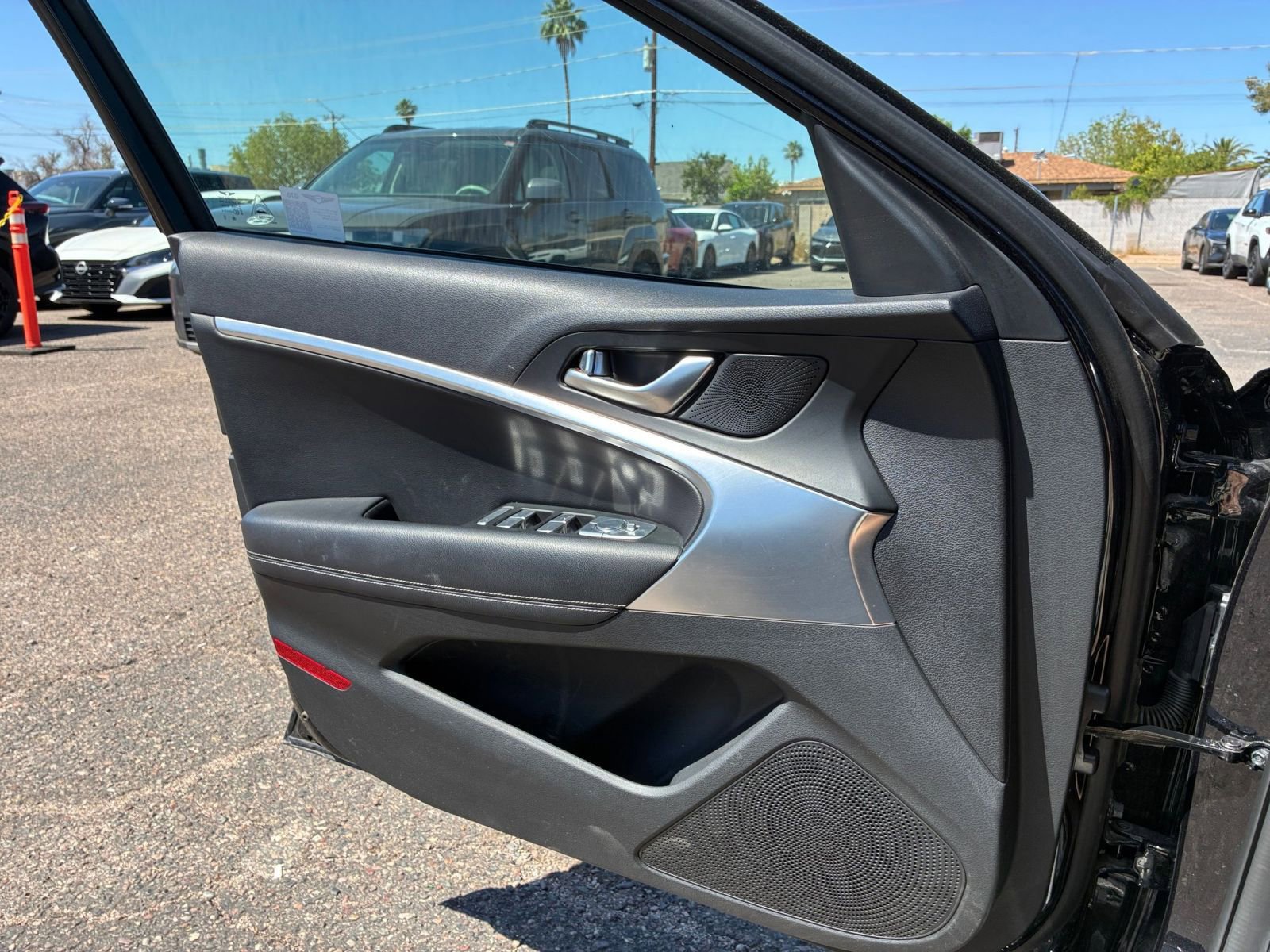 Thumbnail: 2025 Genesis G70 - 18