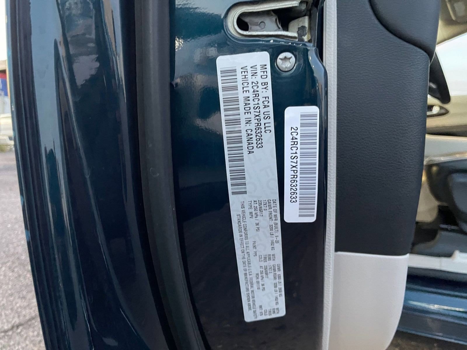 Thumbnail: 2023 Chrysler Pacifica - 30