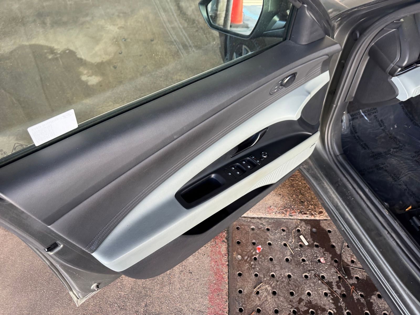 Thumbnail: 2025 Hyundai Elantra - 20