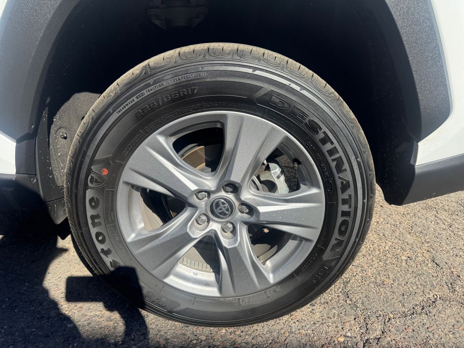 Thumbnail: 2025 Toyota RAV4 - 29