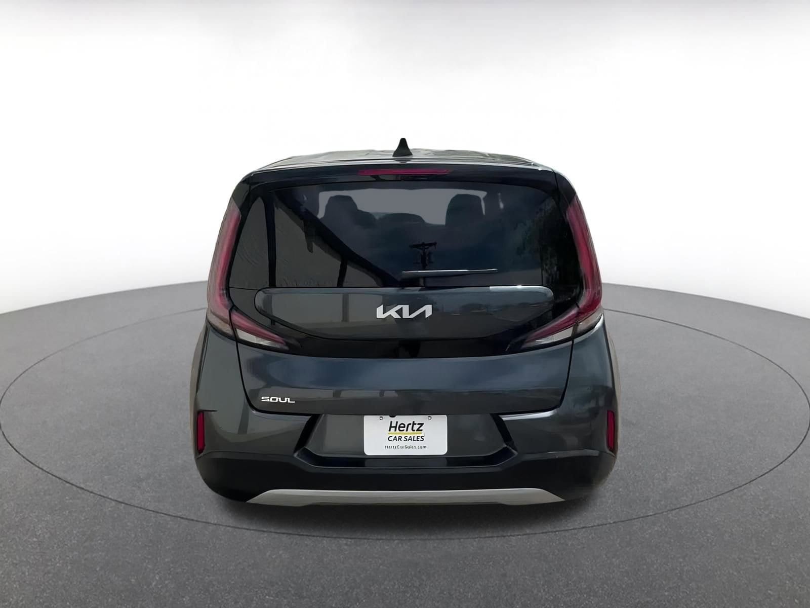 2024 Kia Soul LX 12