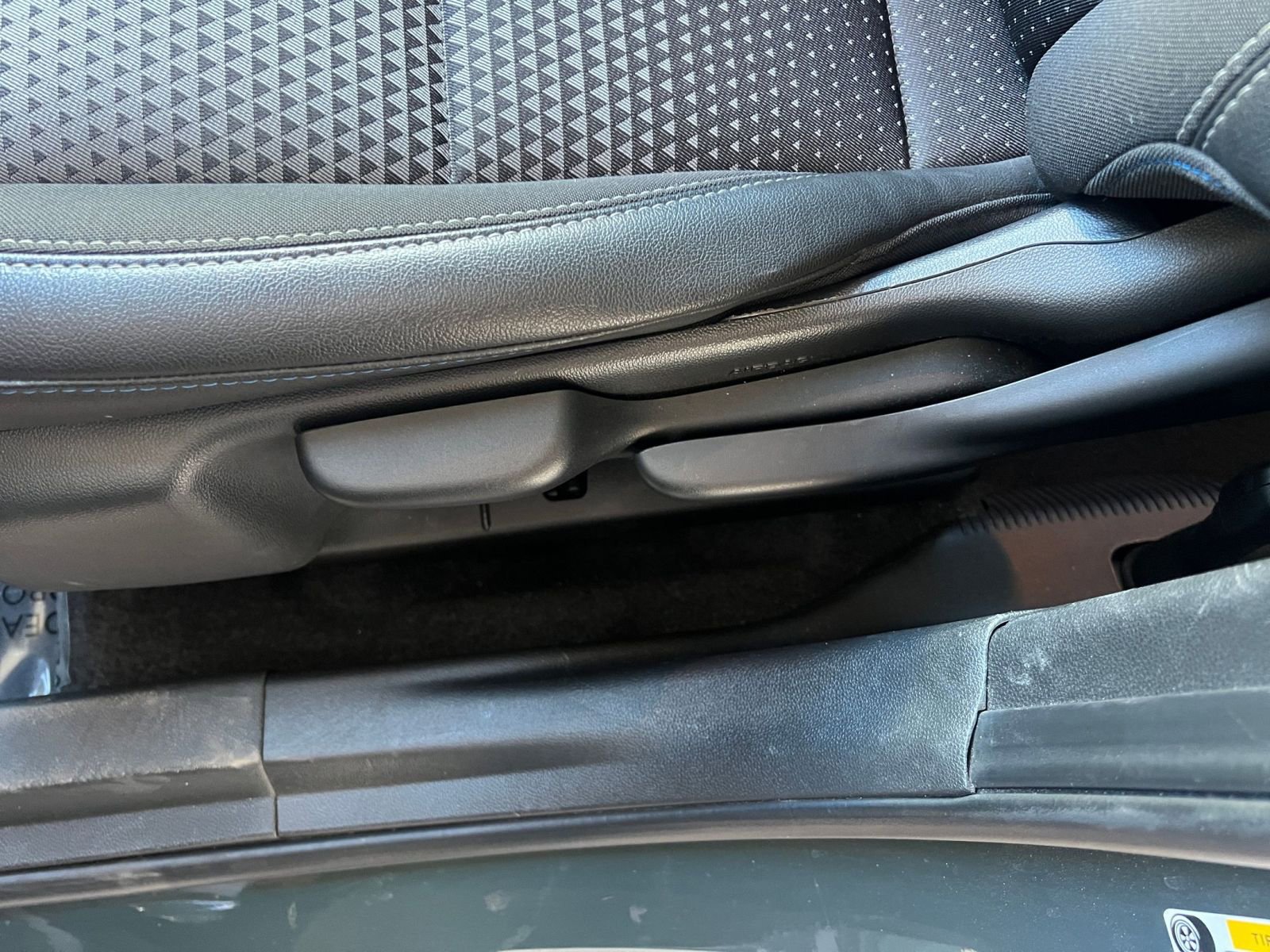 Thumbnail: 2025 Chevrolet Trax - 22