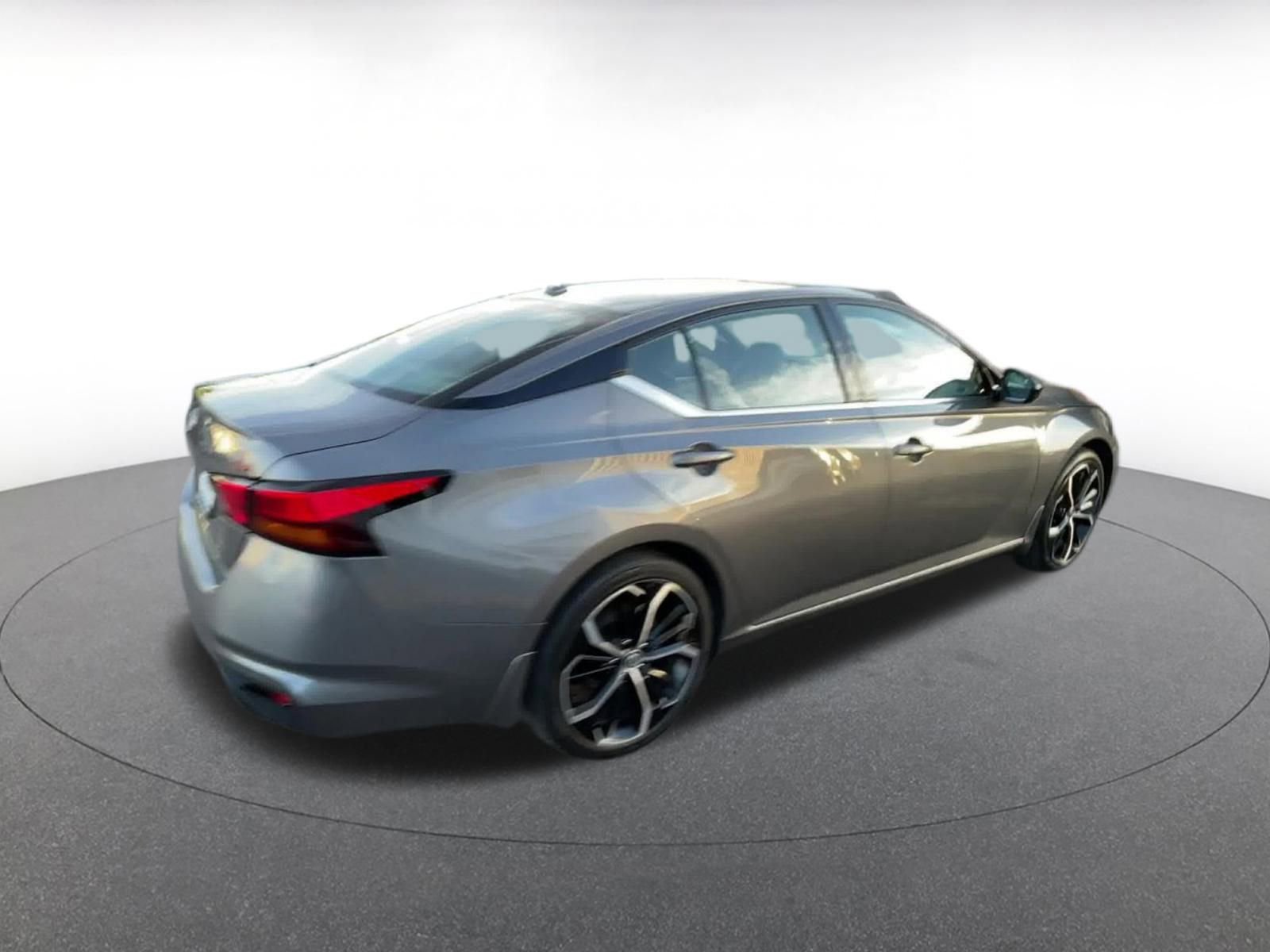 Thumbnail: 2025 Nissan Altima - 15