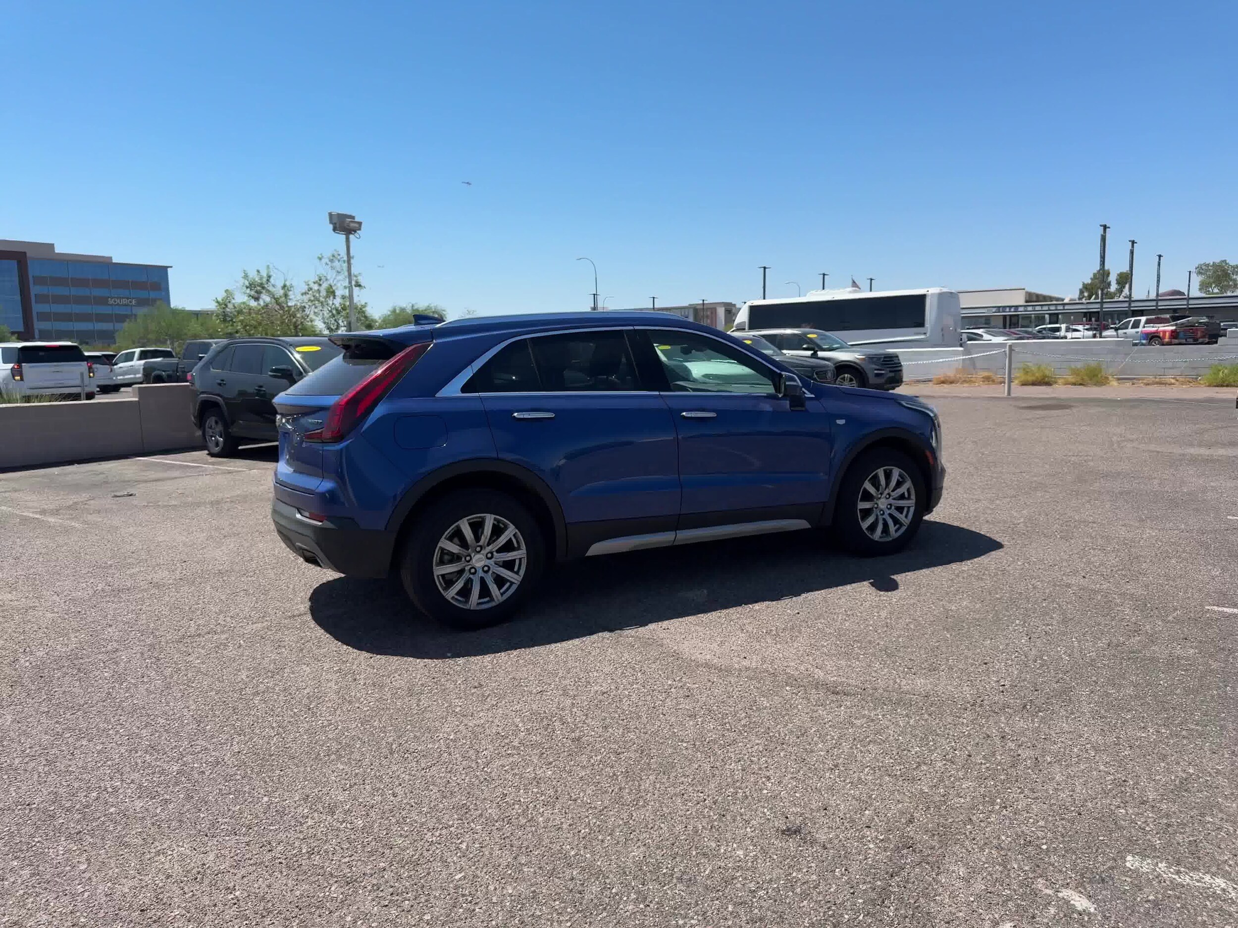 2023 Cadillac XT4 Premium Luxury 3