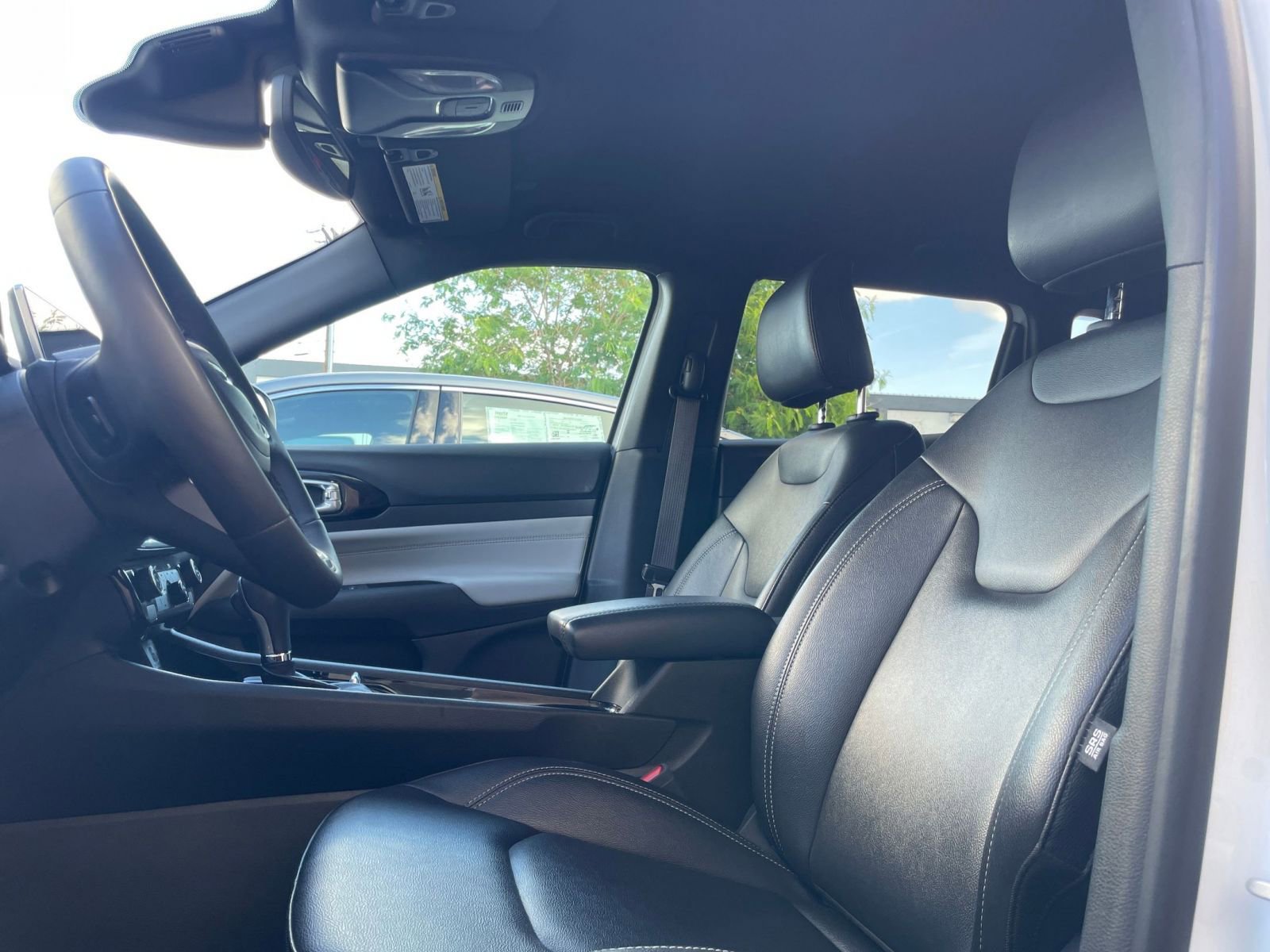 Thumbnail: 2025 Jeep Compass - 27